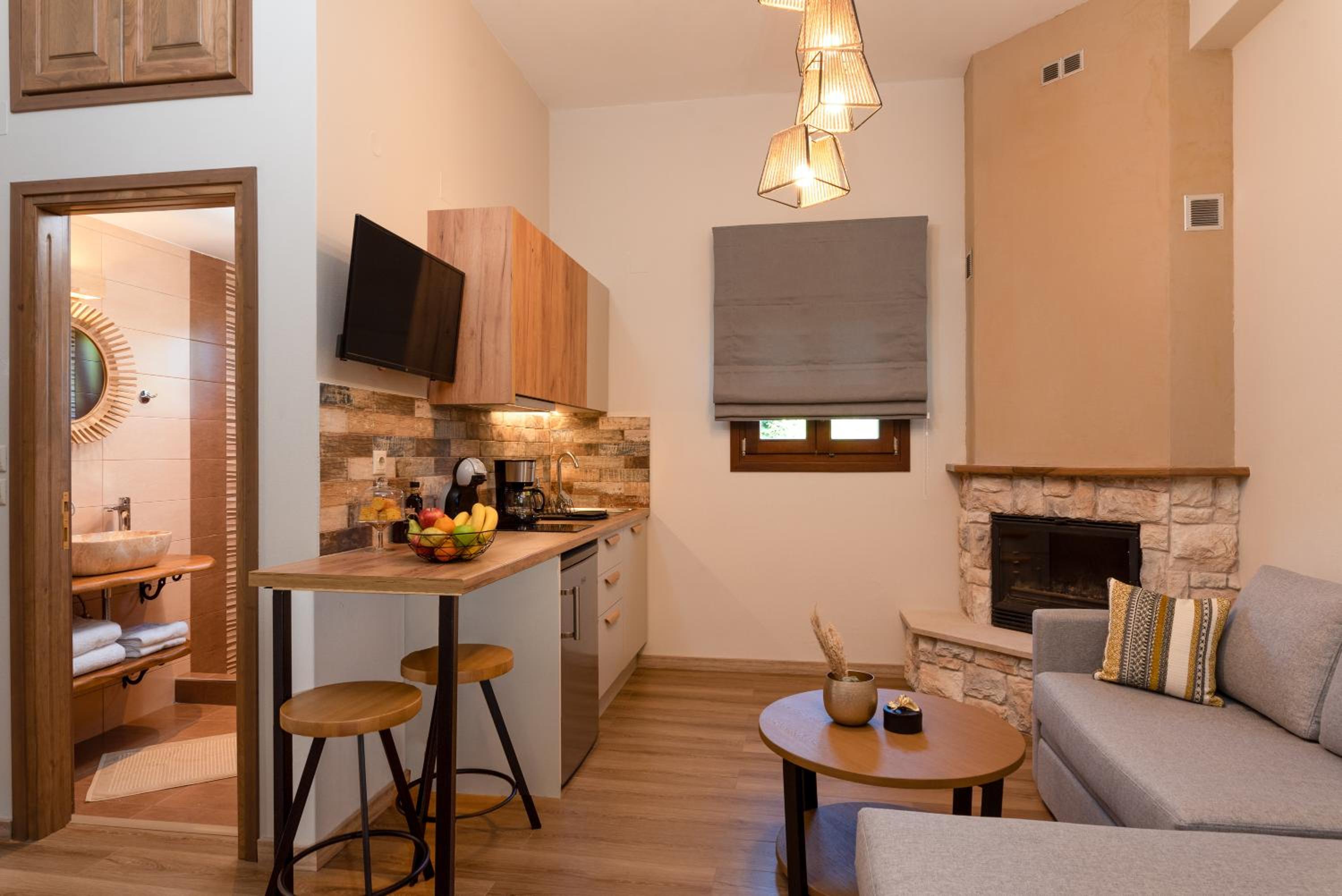 Άλυσσος suites view 3