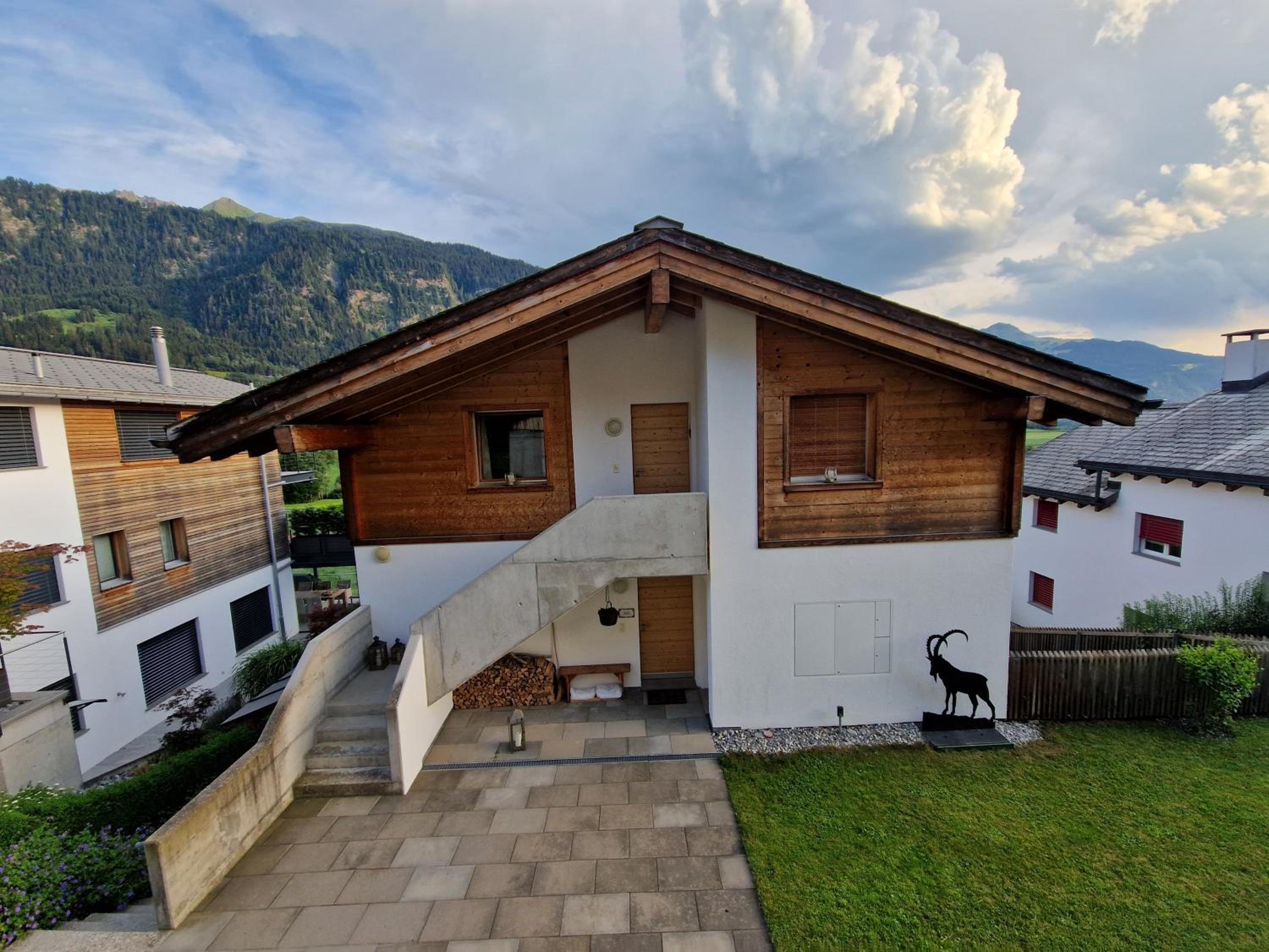 Casa Capricorn Nähe Laax view 2