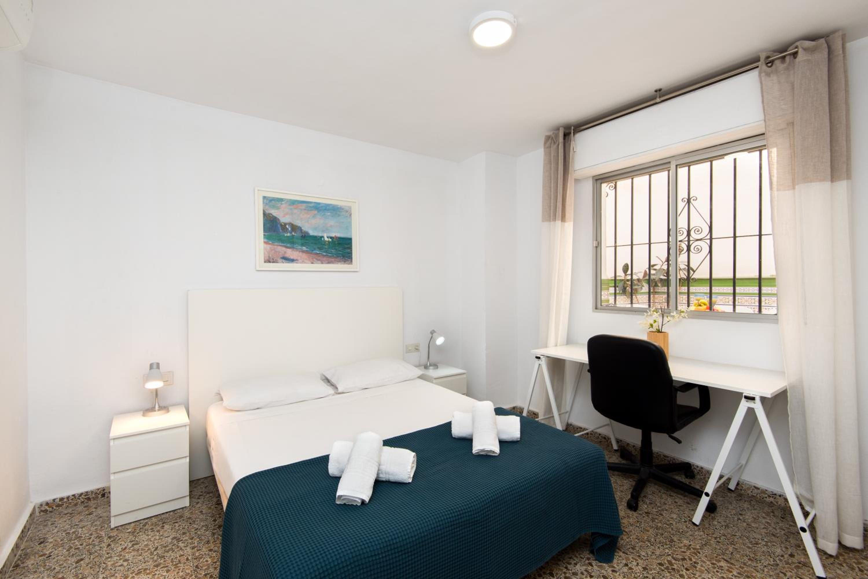Picasso Center Apartment