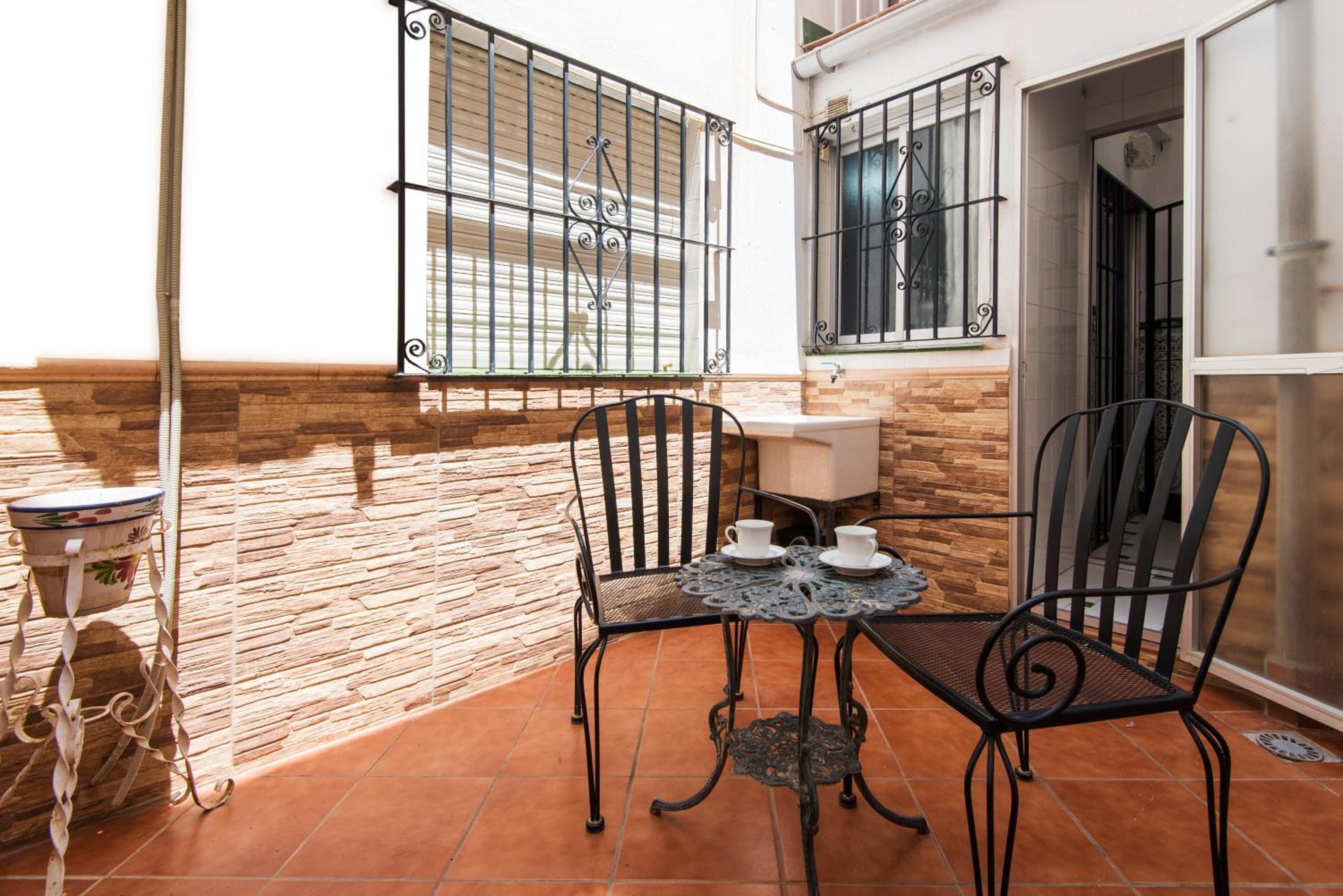 Picasso Center Apartment