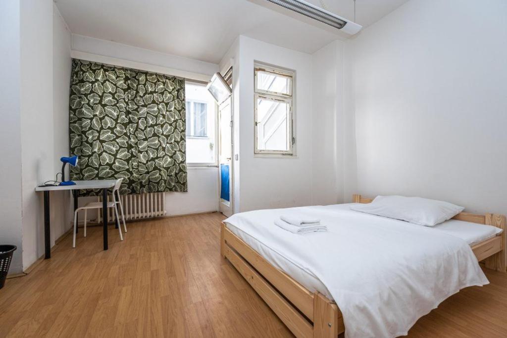 Apartments Stepanska 36