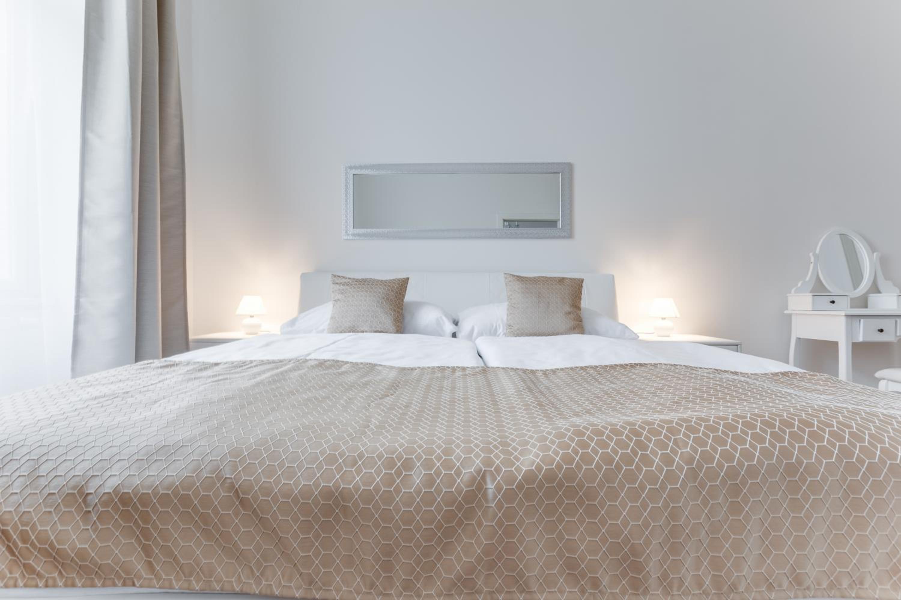 Luxury Riverside Apartments In The Center Of Prague