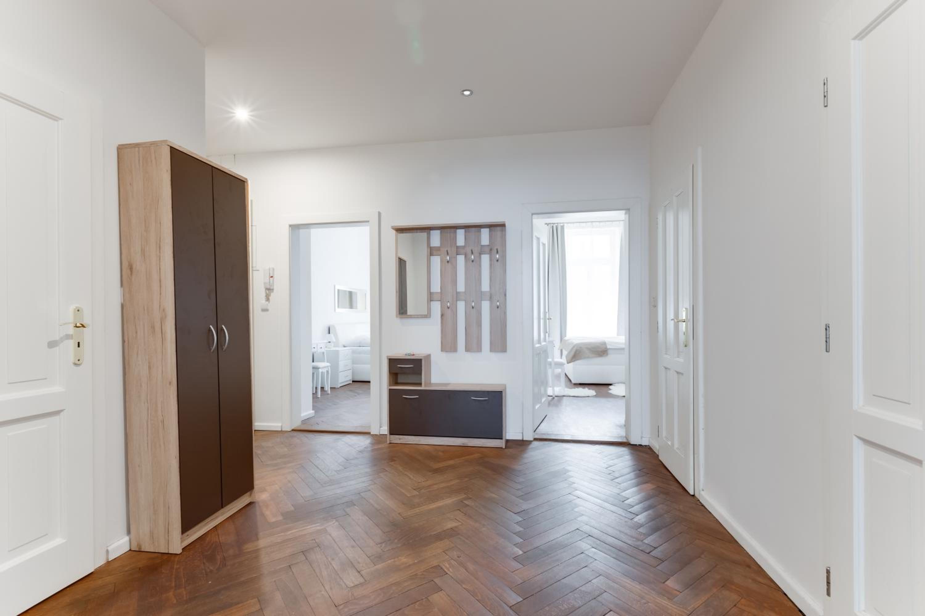 Luxury Riverside Apartments In The Center Of Prague