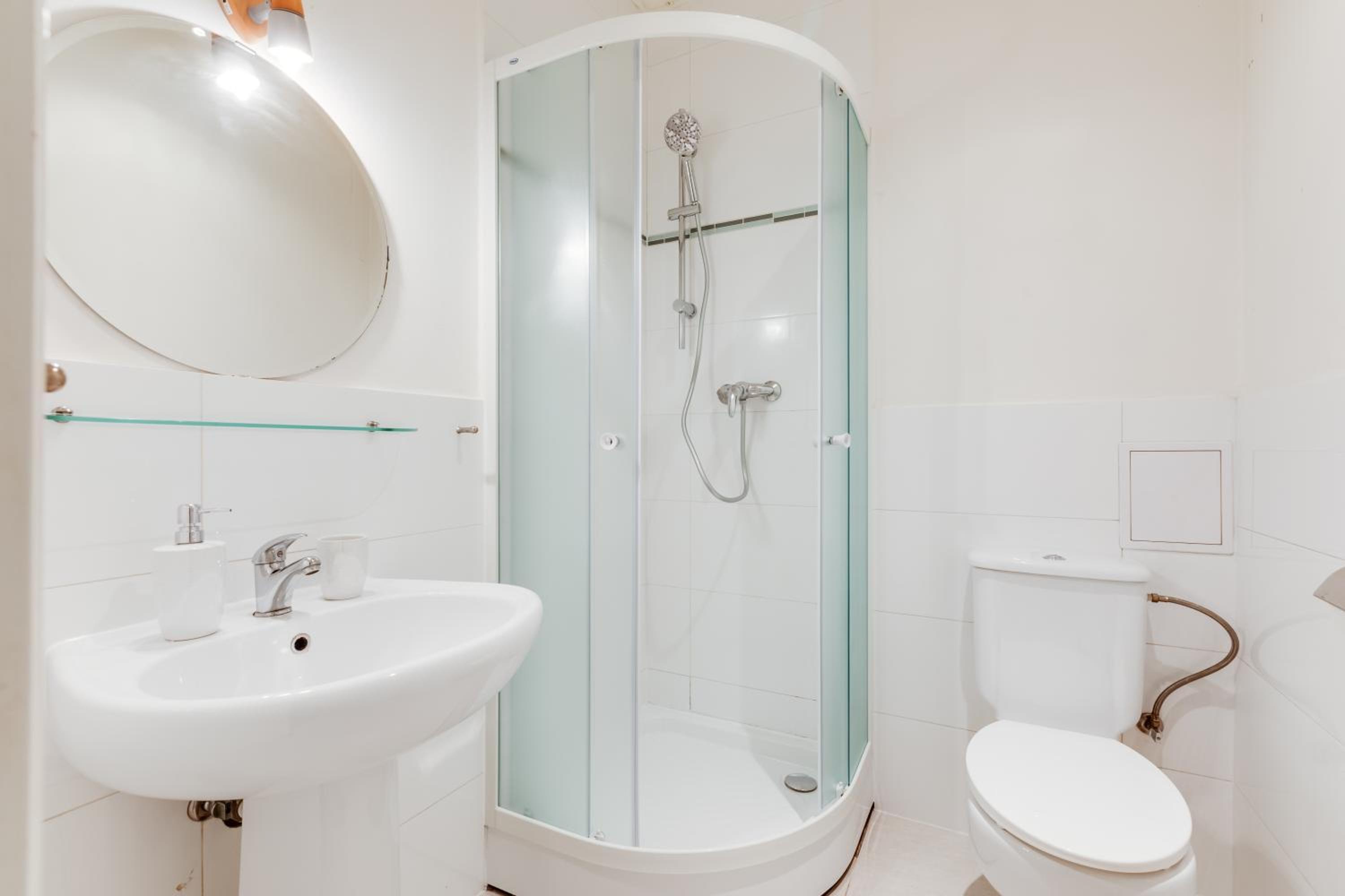 Luxury Riverside Apartments In The Center Of Prague