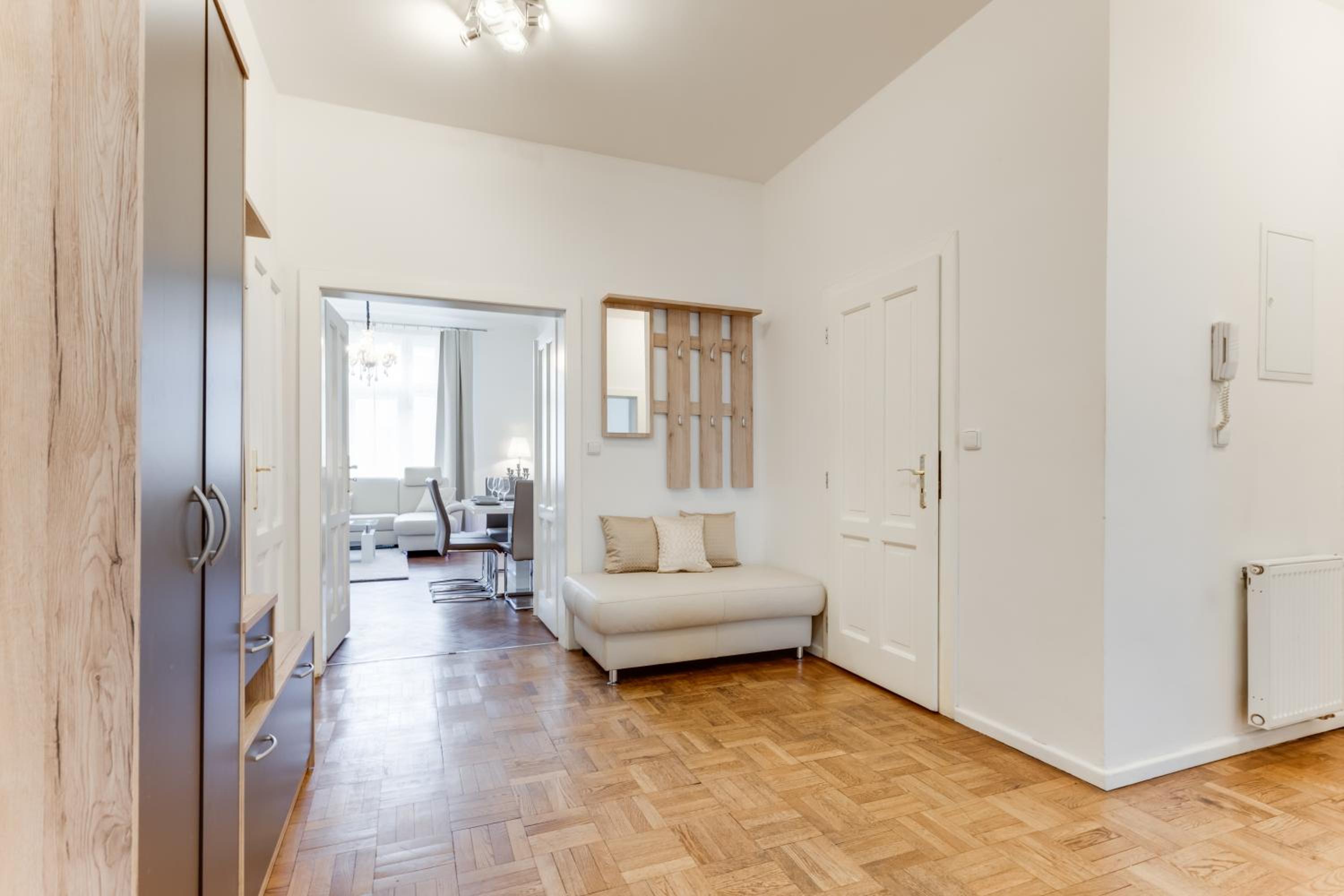 Luxury Riverside Apartments In The Center Of Prague