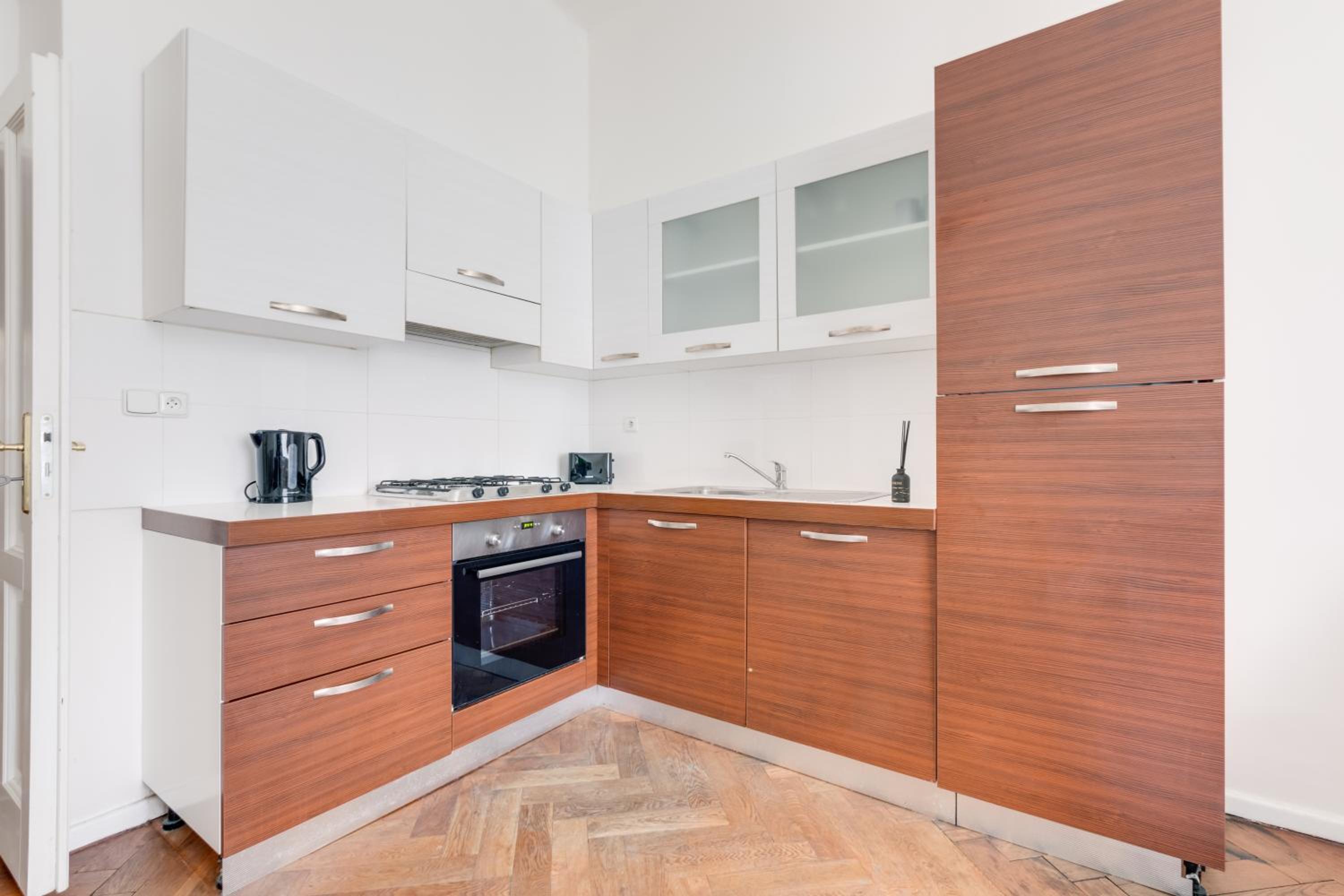 Luxury Riverside Apartments In The Center Of Prague