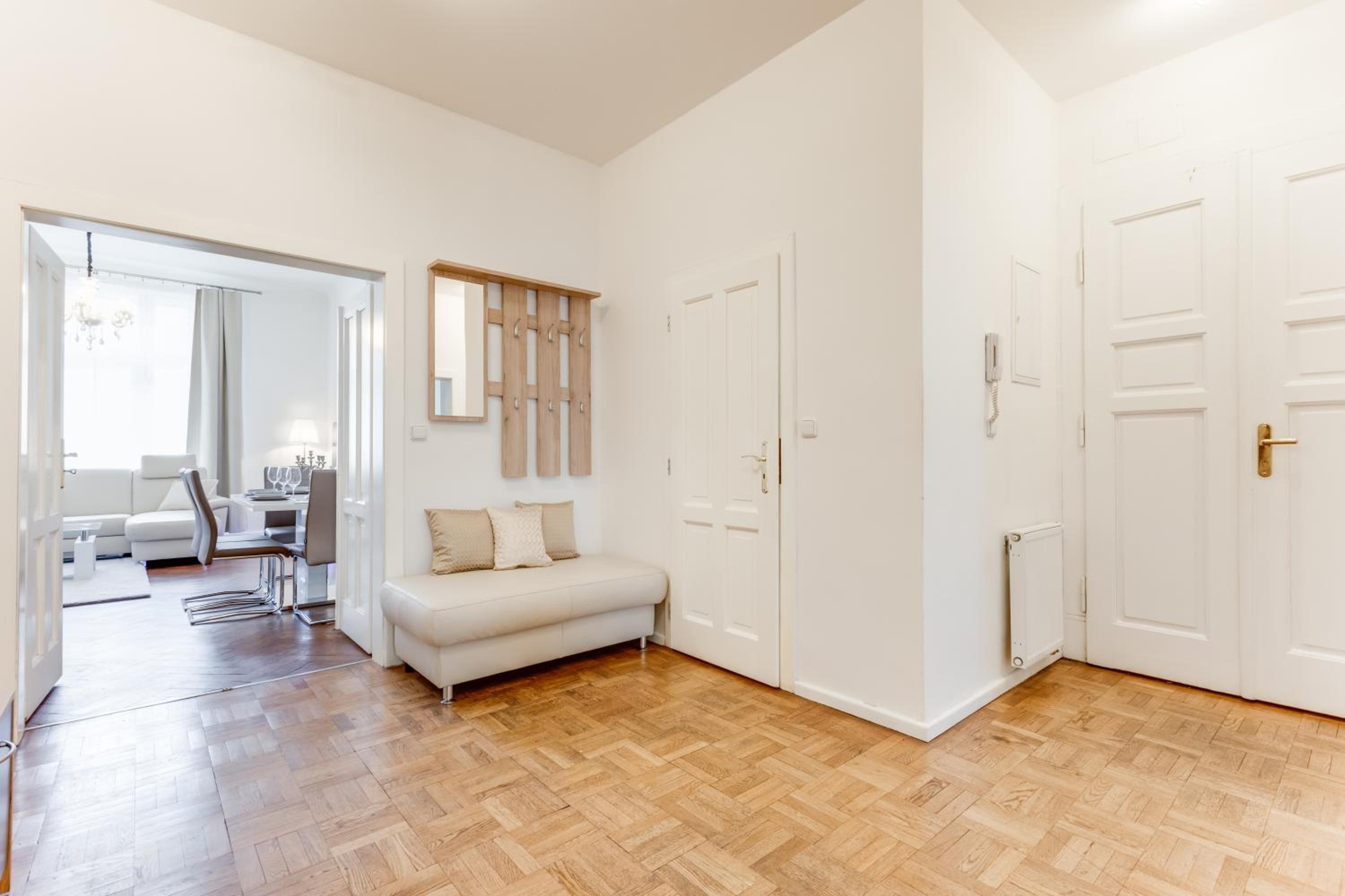 Luxury Riverside Apartments In The Center Of Prague