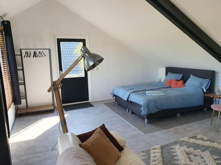 Vrijstaand / landelijk appartement met uitzicht! view 3