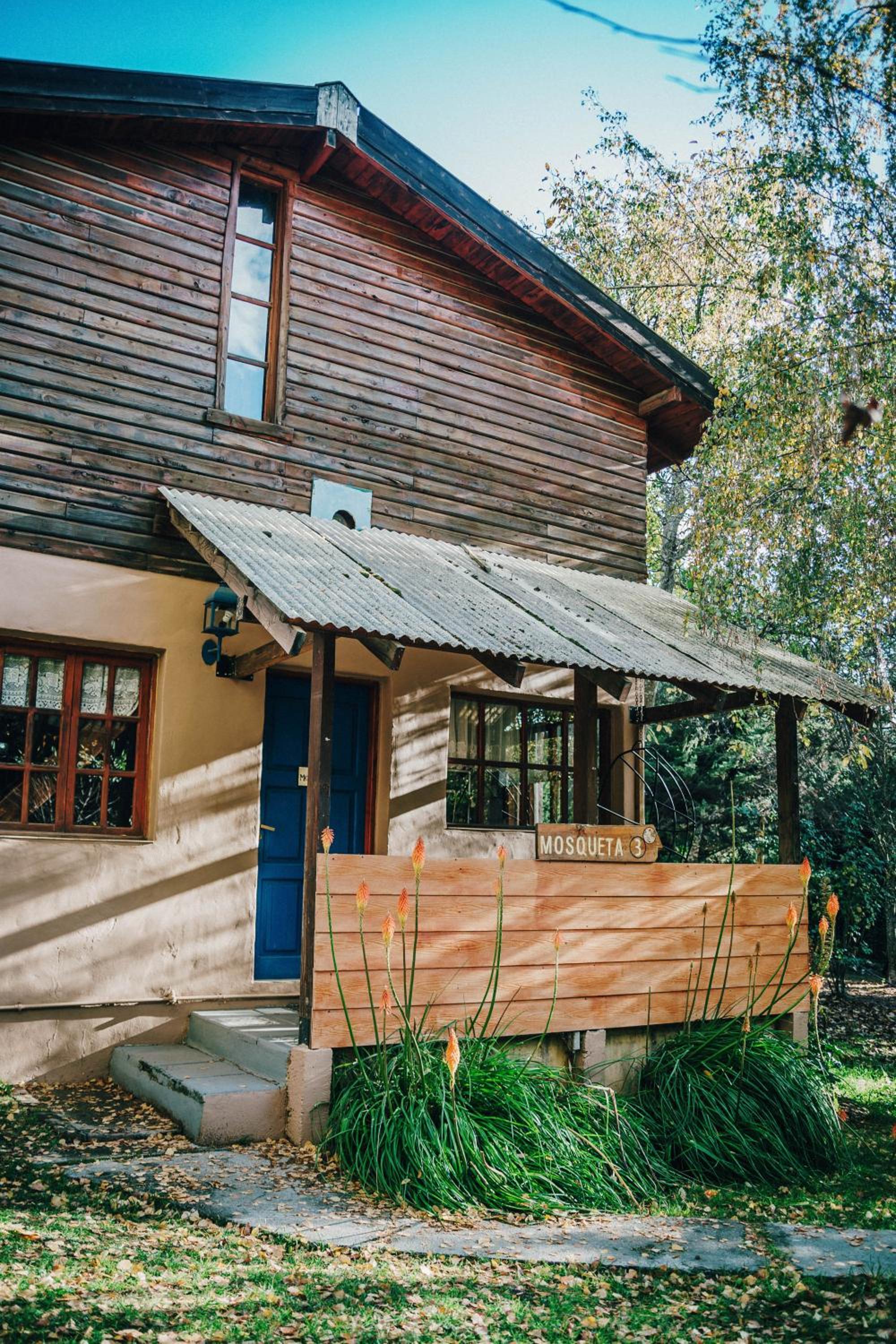 Cabañas del Faldeo Titos