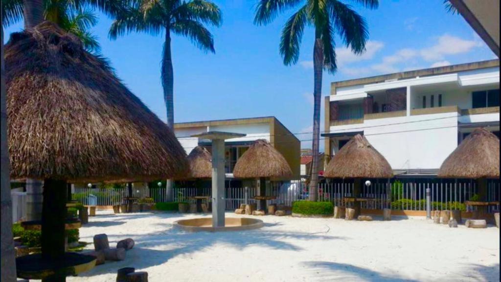 CASA VACACIONAL CON PISCINAS EN SAN JERONIMO - CIUDADELA PREMIUm