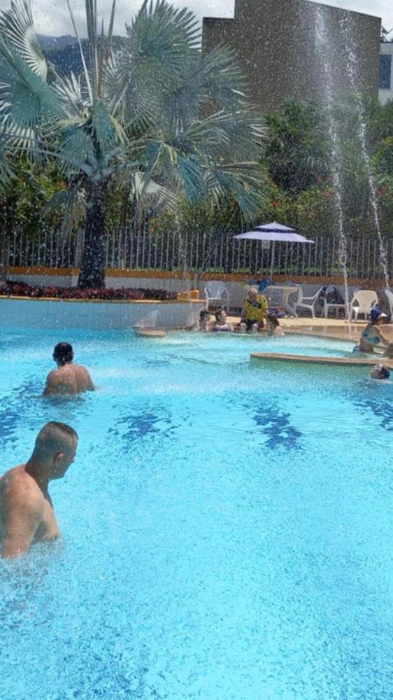 CASA VACACIONAL CON PISCINAS EN SAN JERONIMO - CIUDADELA PREMIUm