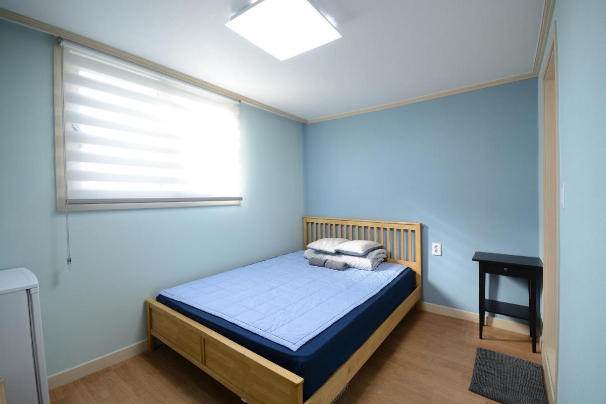 Twin Rabbit Guesthouse