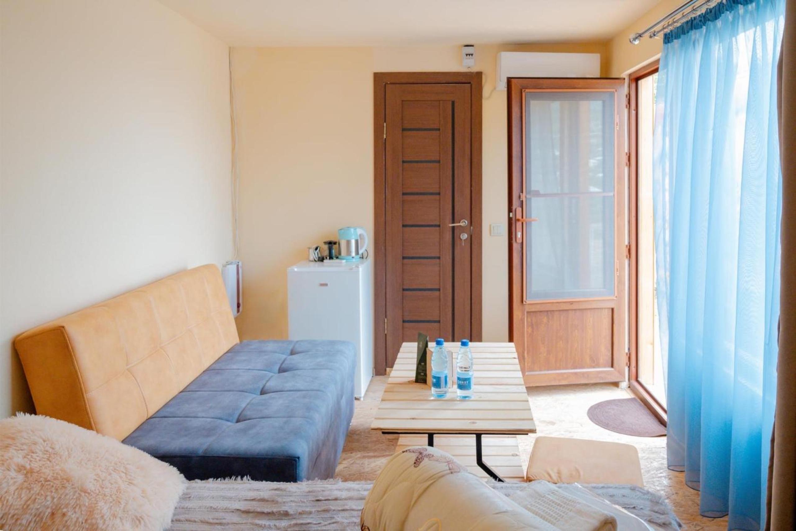 TEVRA Nature, Retreat Mountain Cabins Above the City Ijevan, Dilijan