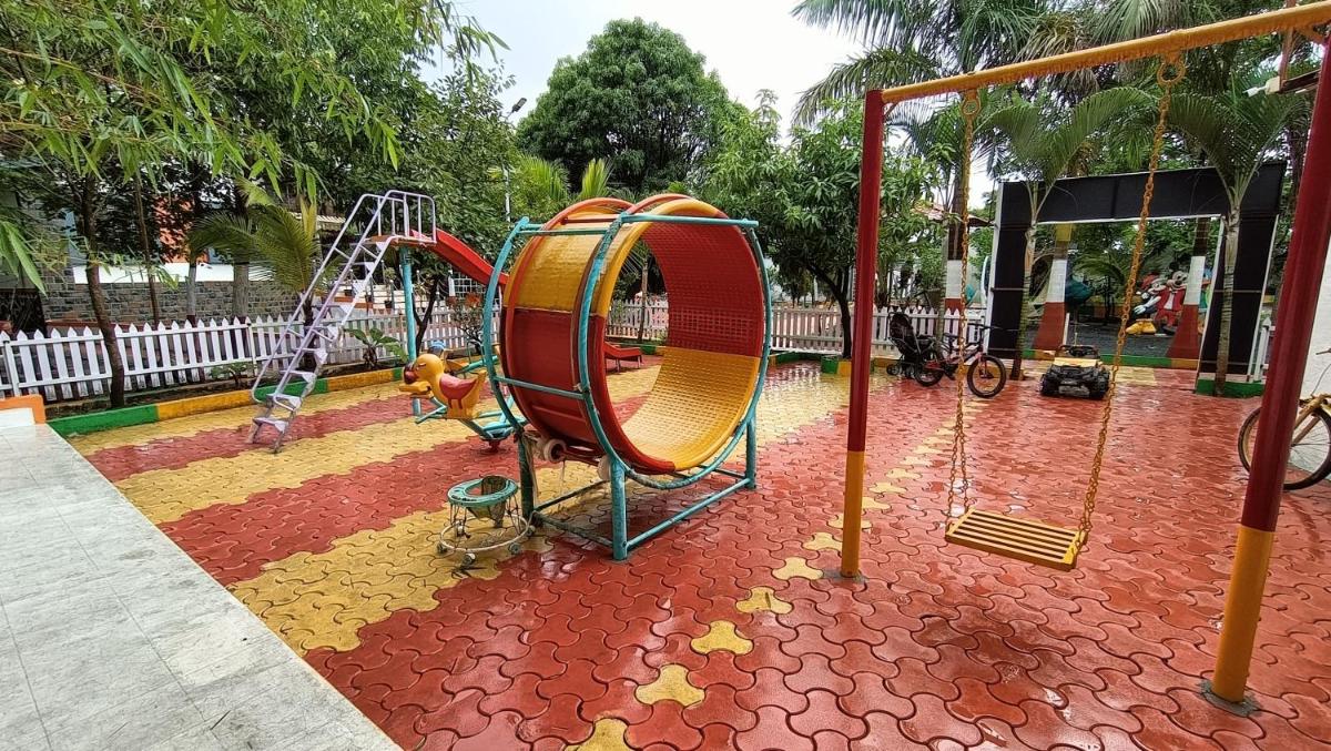 children's play area