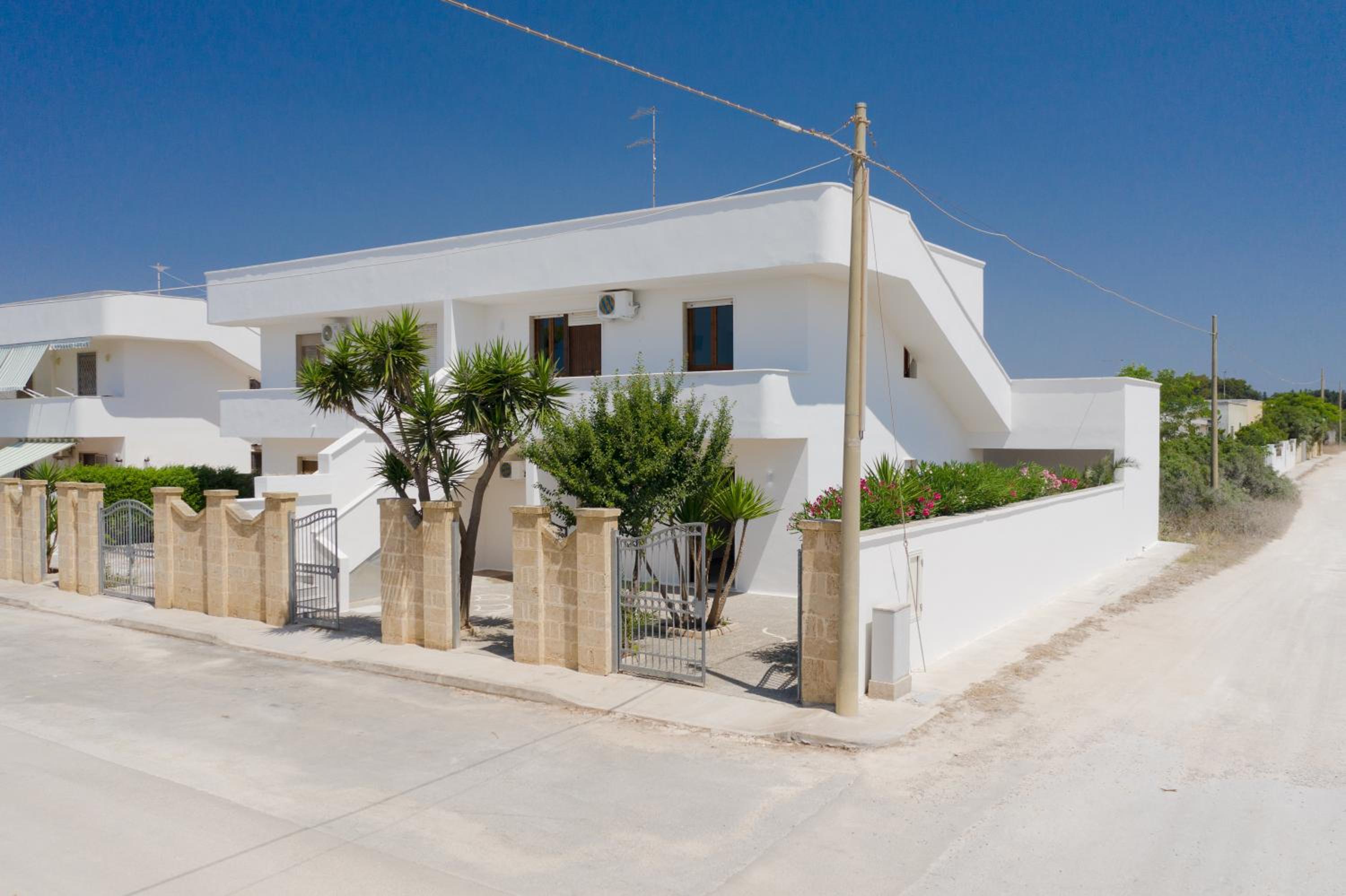 Vidamarina - Camere al Mare view 3