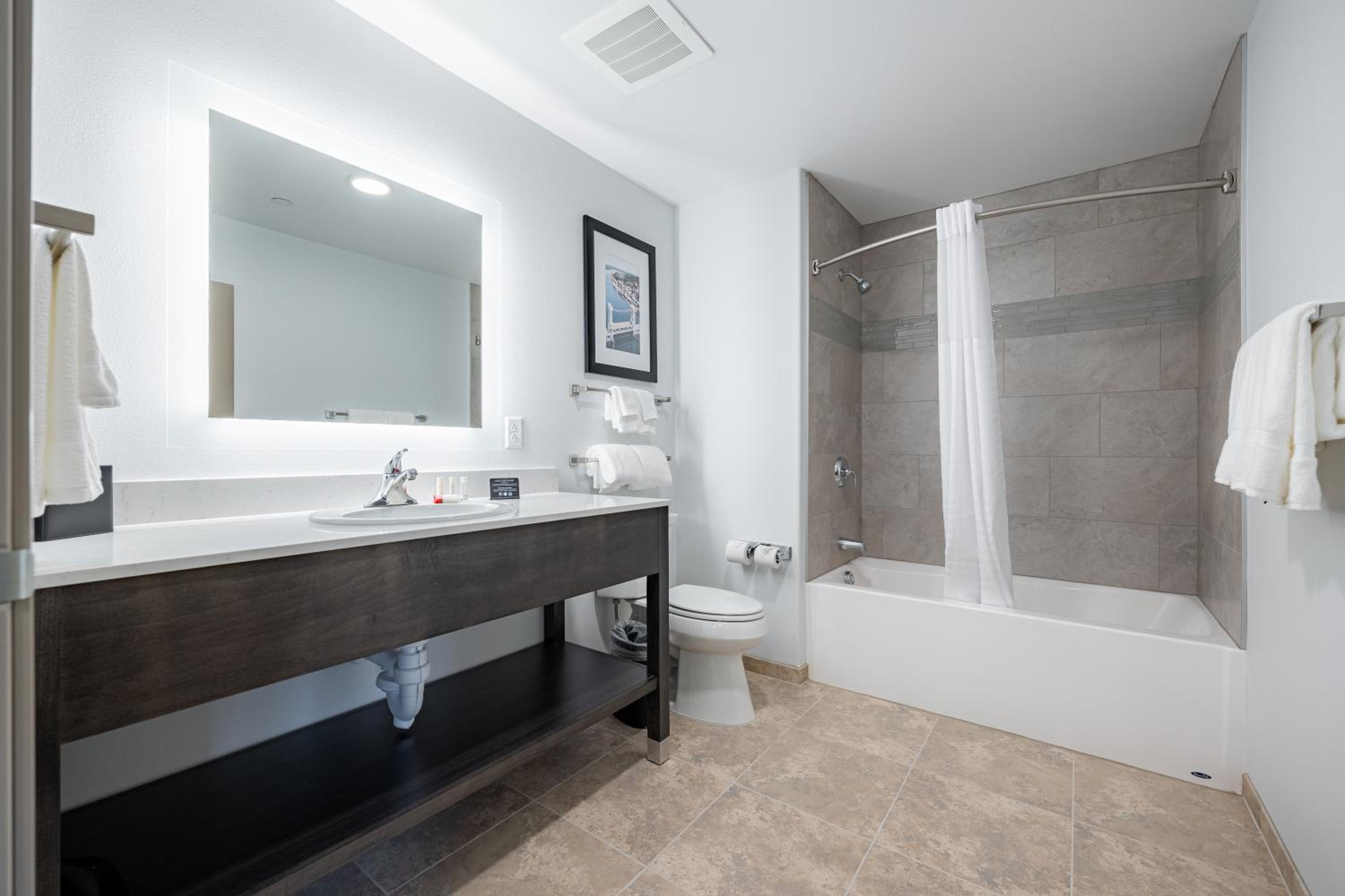 Independence Stay Hotel and Long term suites view 3