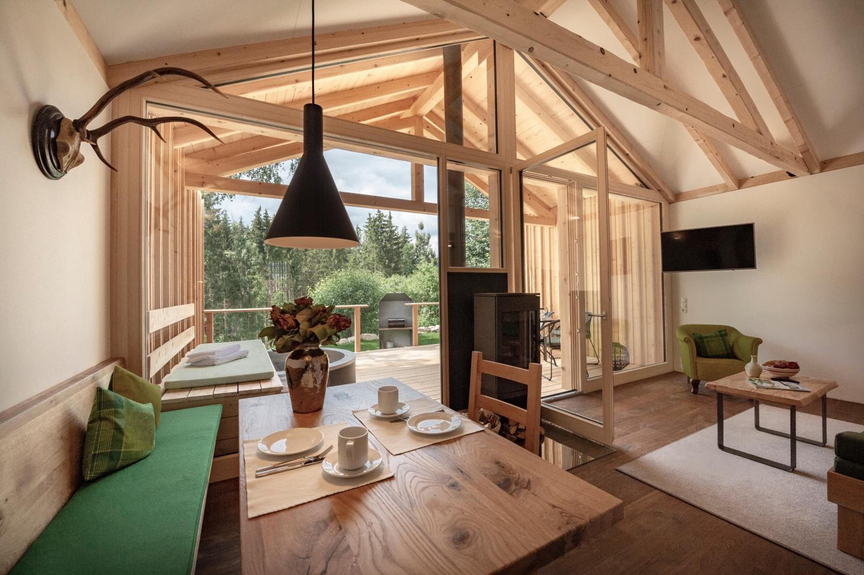 Forstgut - Premium Waldchalets und Lodge Suiten