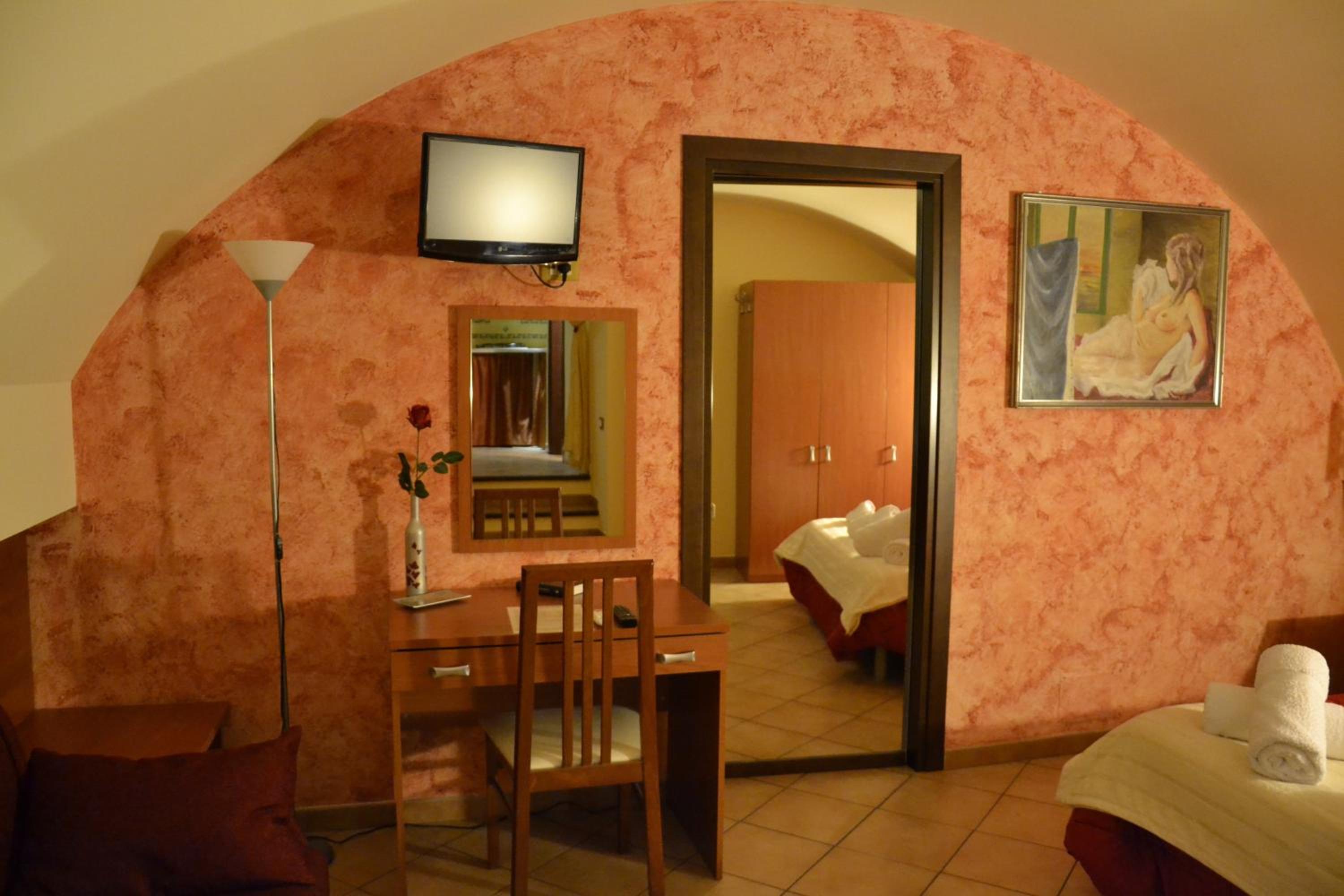 hotel room