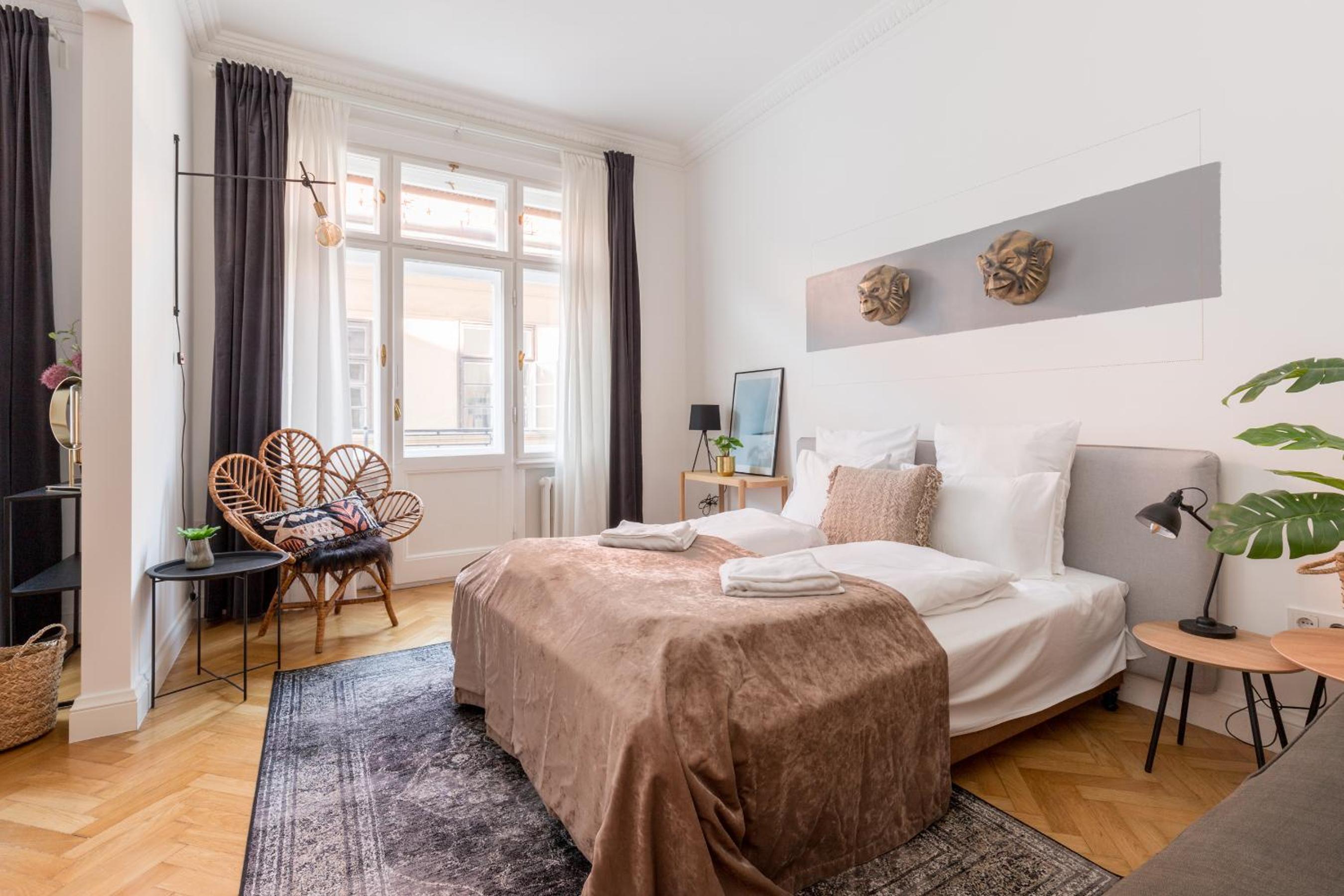 Style & Harmony in The Absolute Center of Budapest