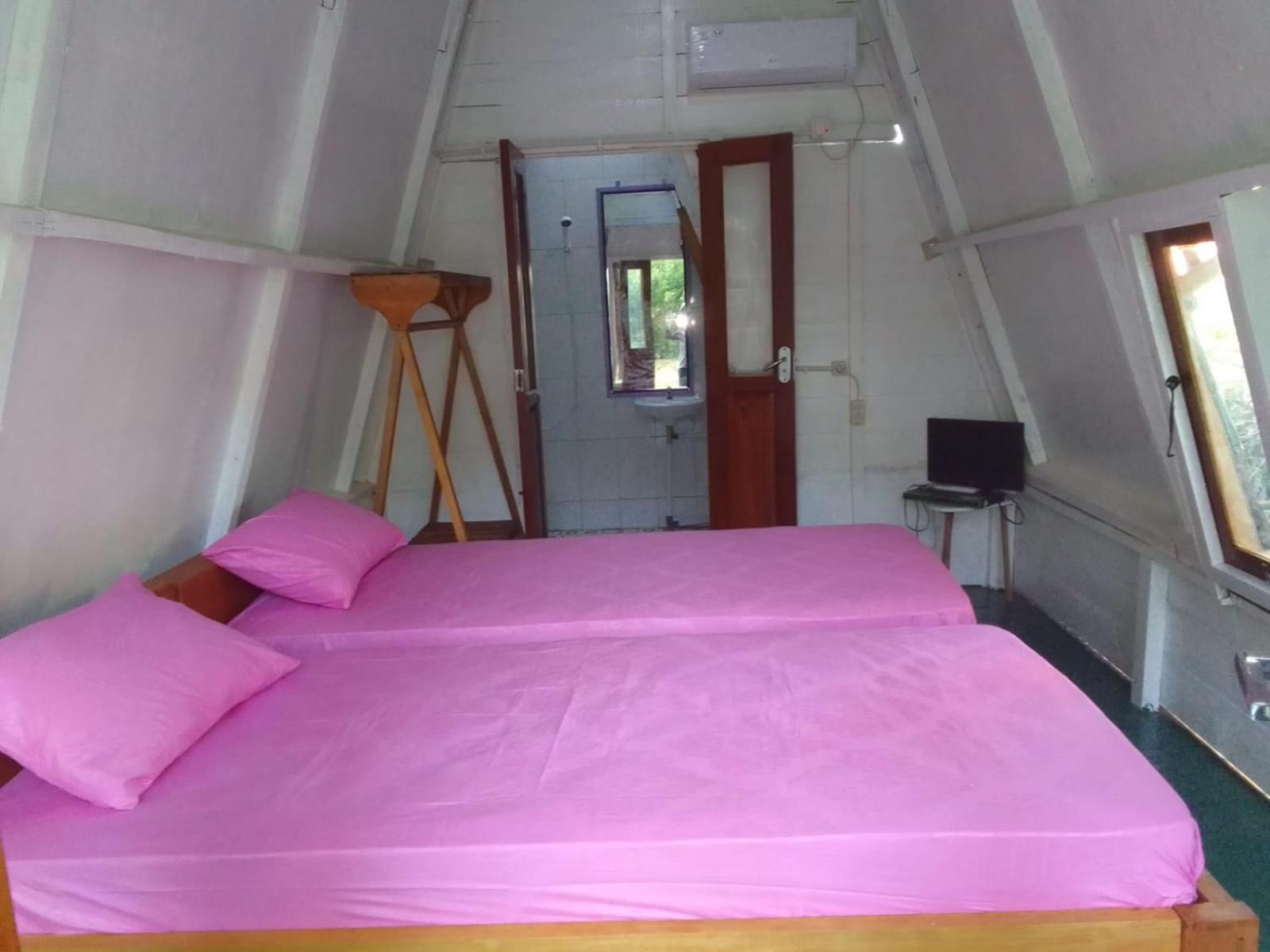 Tanjong Tinggi Cottage view 3
