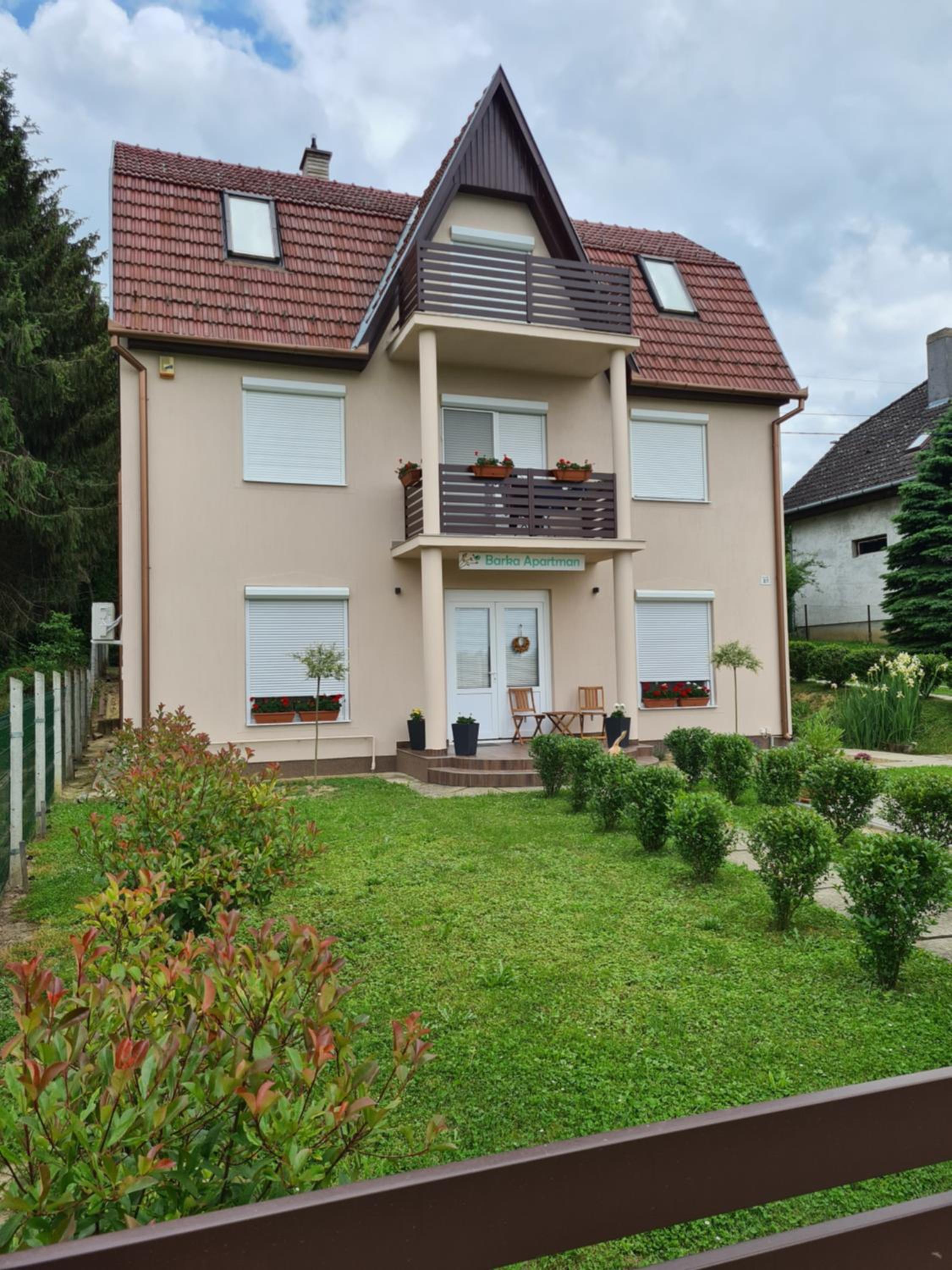 Barka Apartman view 3