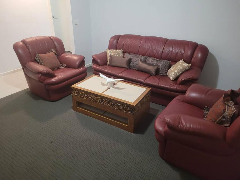 CHEERFUL 4 BEDROOMs PLACE NEAR THE BAYVIEW AND BEACH