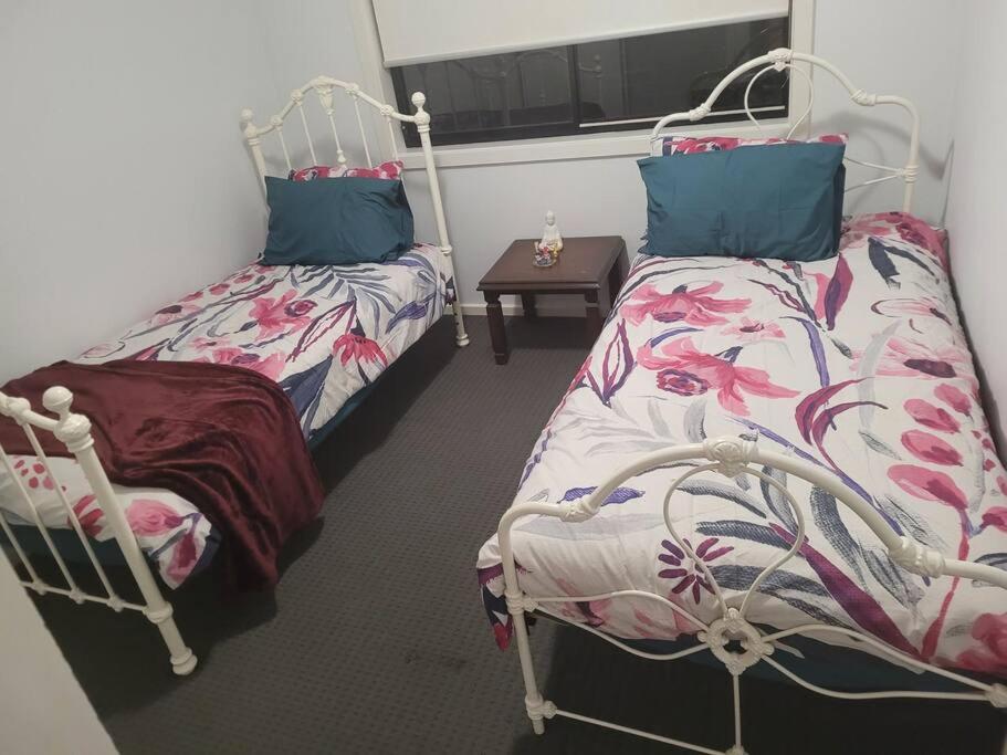 CHEERFUL 4 BEDROOMs PLACE NEAR THE BAYVIEW AND BEACH