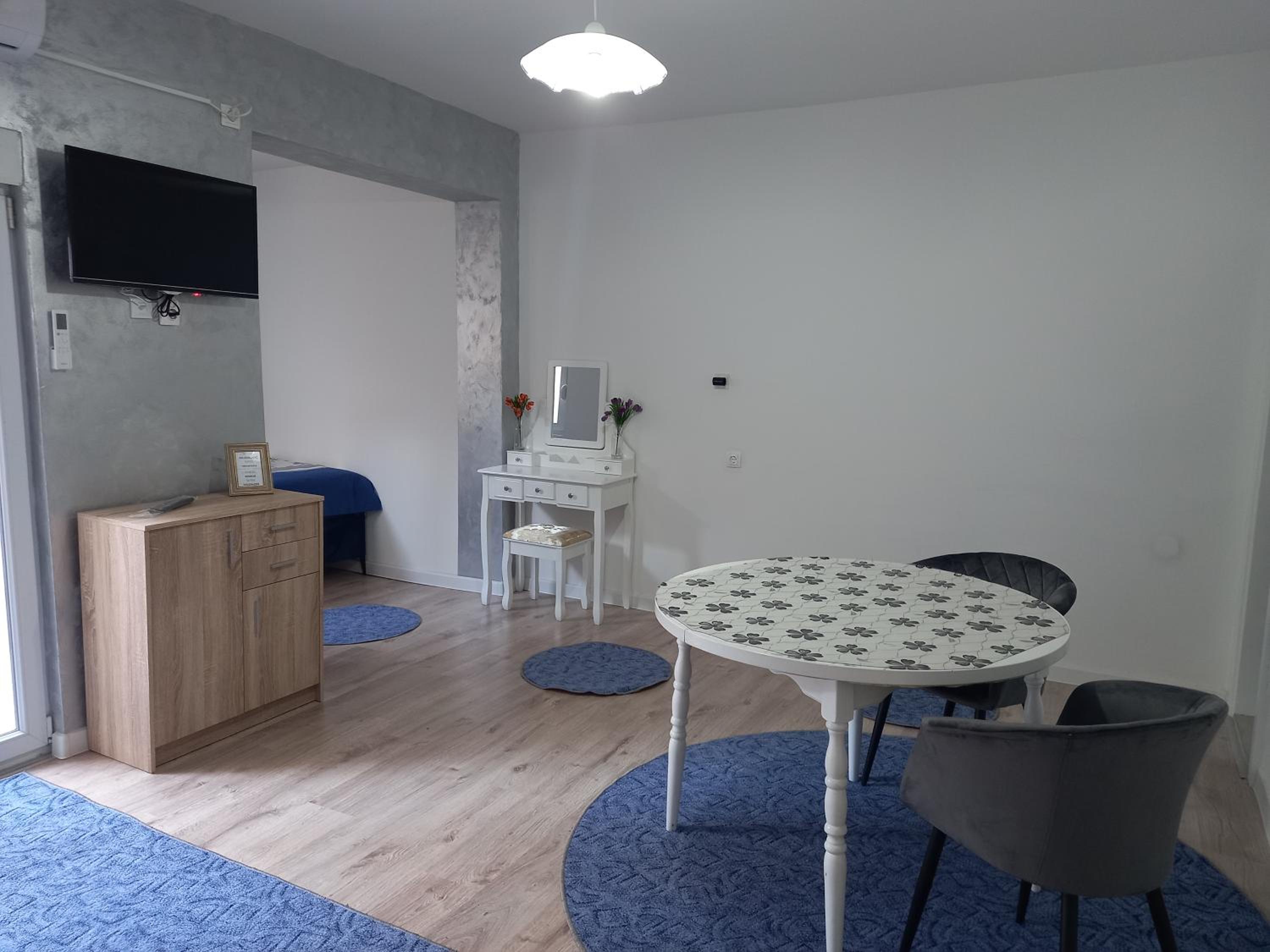 Apartman NENA 101 view 2