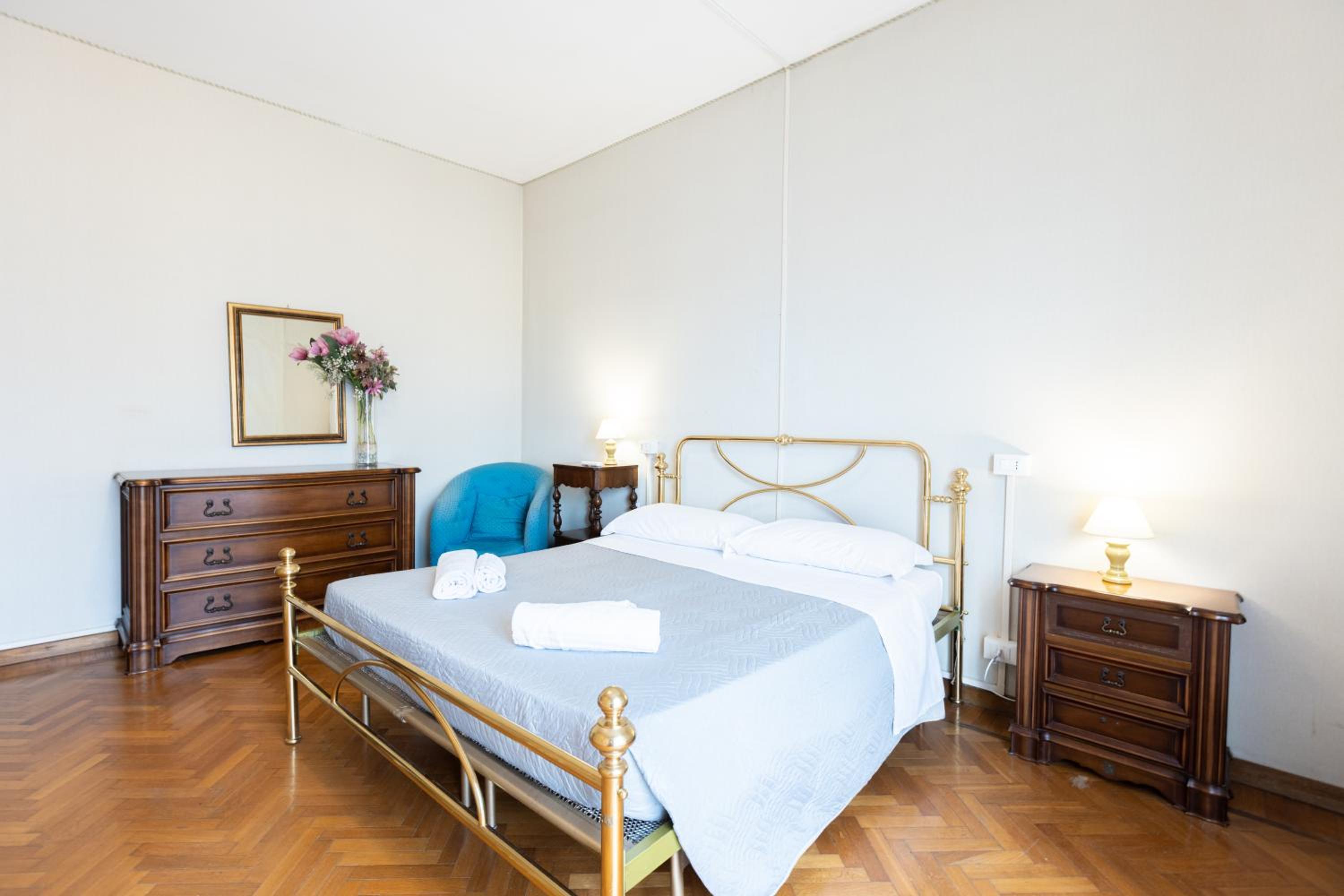 Montebello, Bologna by Short Holidays view 4