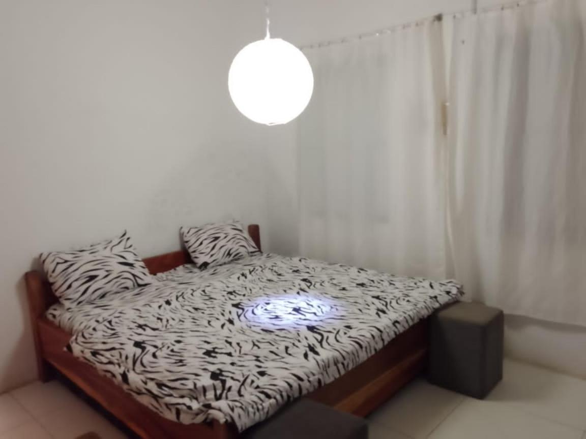 Ezime Guesthouse And Pizzeria