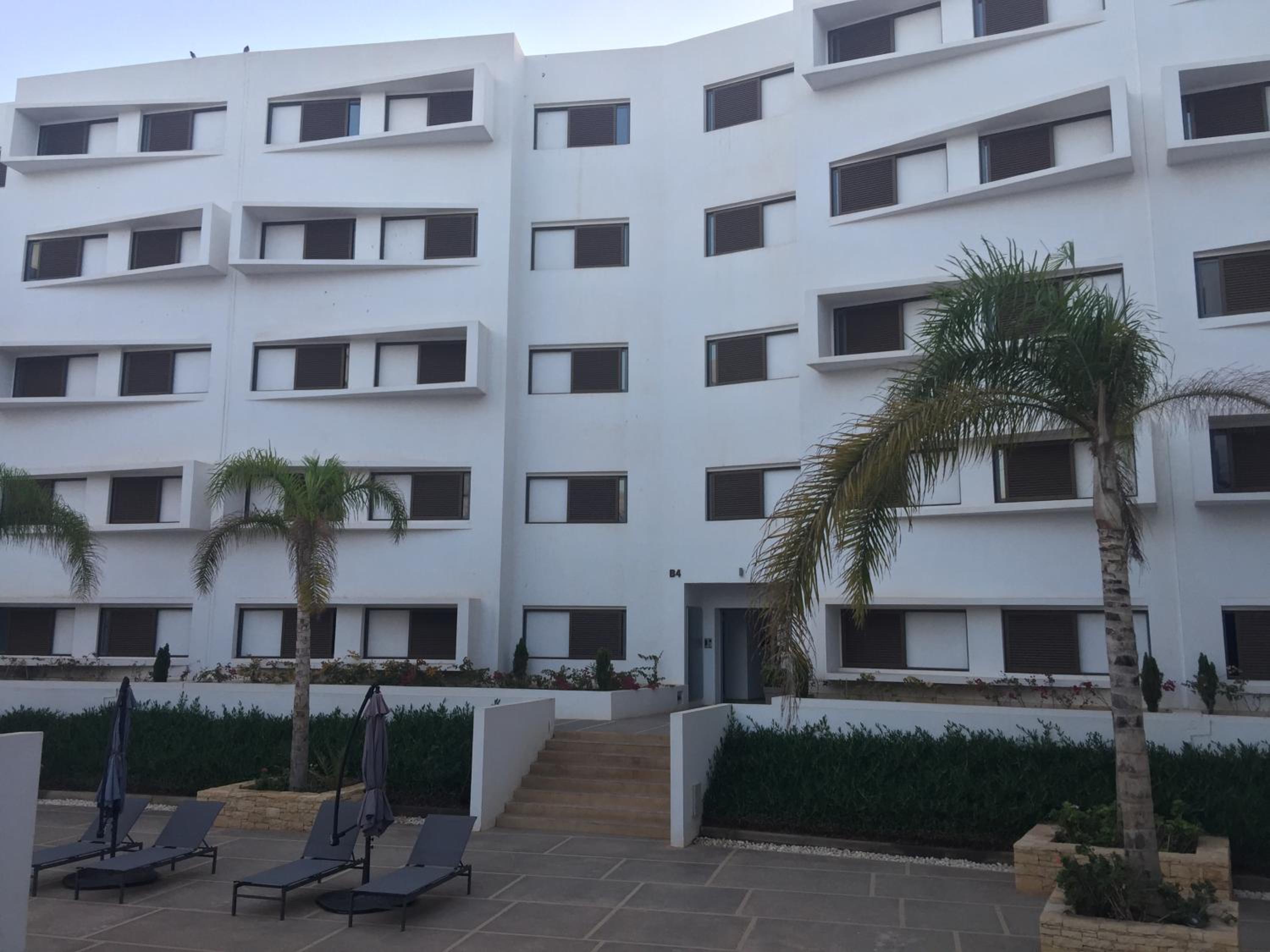 Luxury Apartment 100sqm near Beach with Pool Unlimited WiFi and Optical Fiber view 4