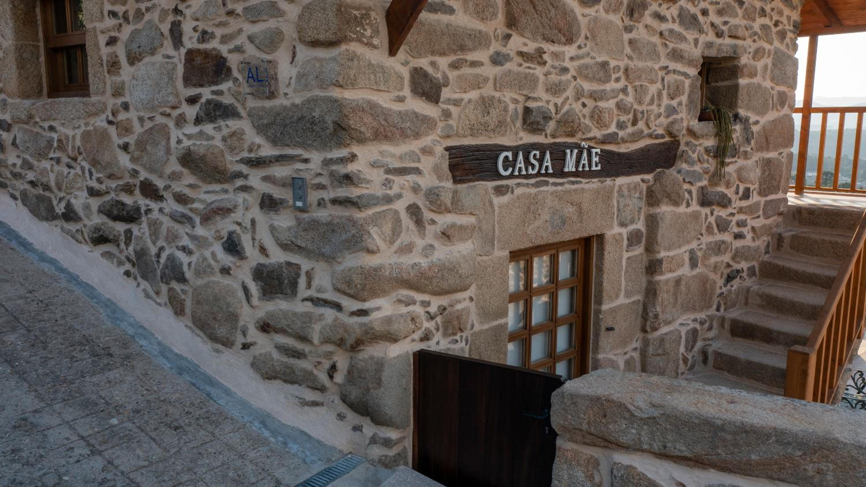 Casa da Mãe - Izei view 3