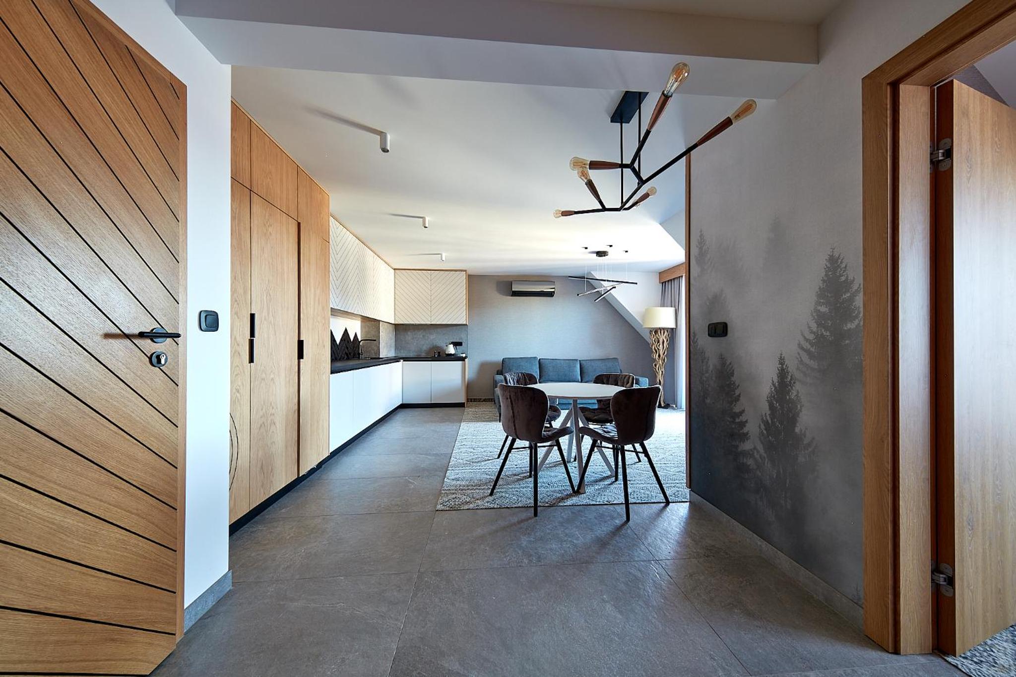 Tatra Square Apartments