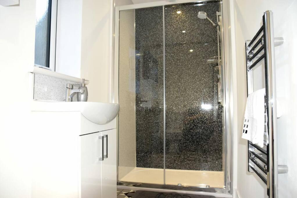 Rammal Lodge - Entire home, self catering apartment in Inverness view 5