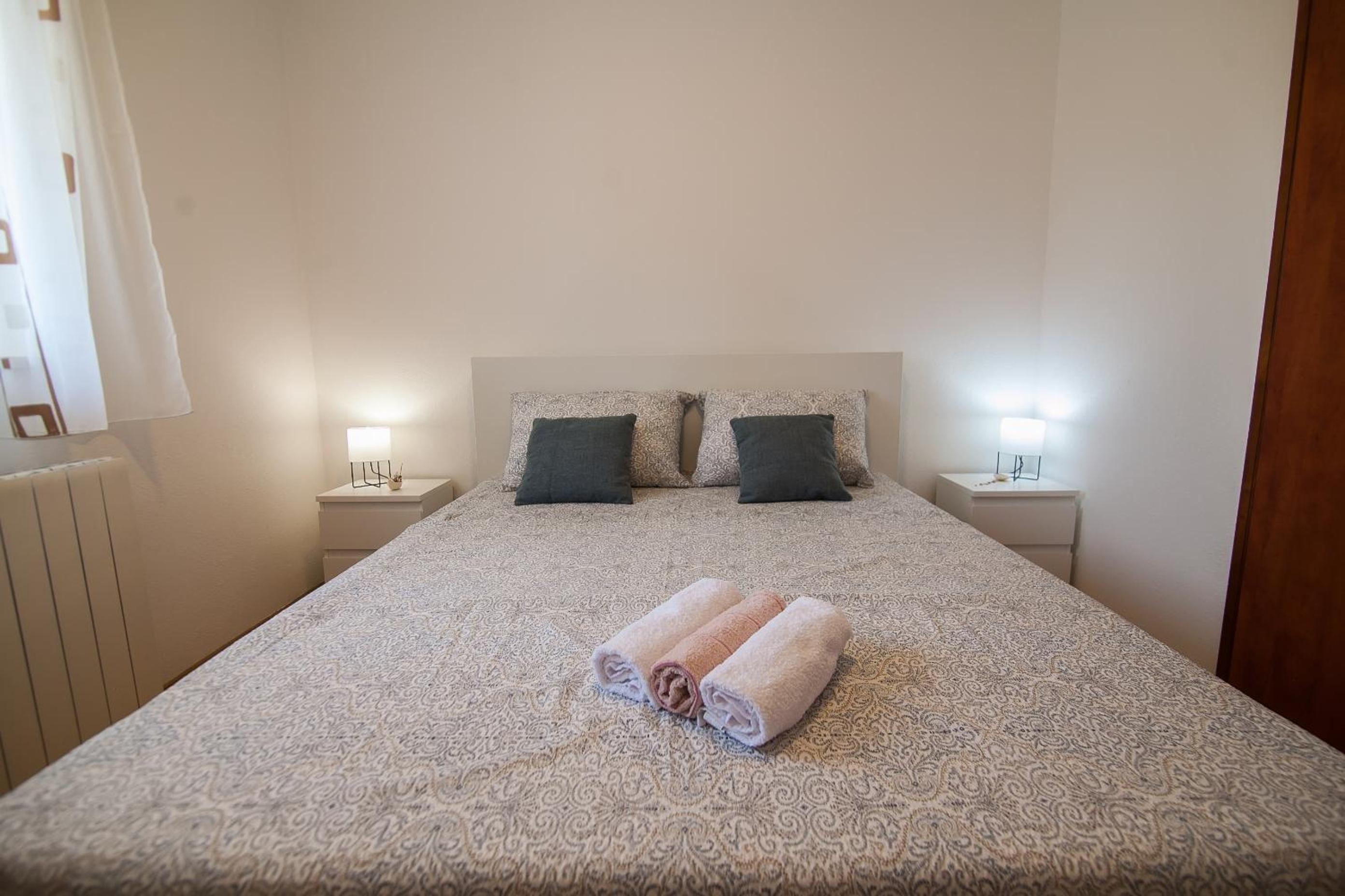 Domus Apartments - Free Private Parking view 3