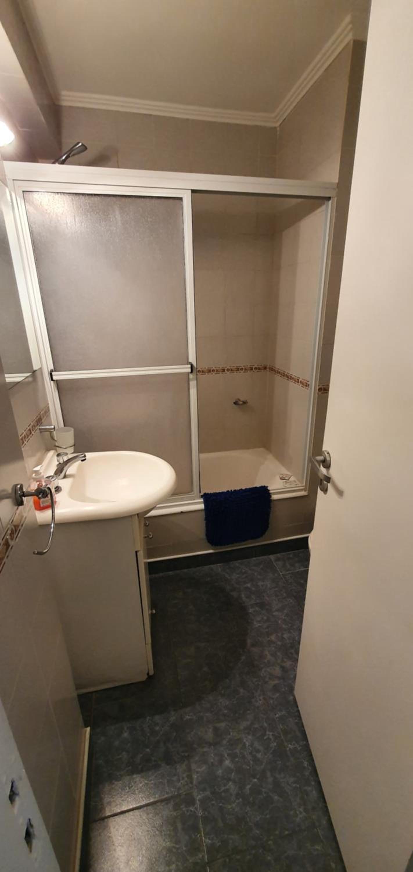 Depto de 2 ambientes zona Guemes