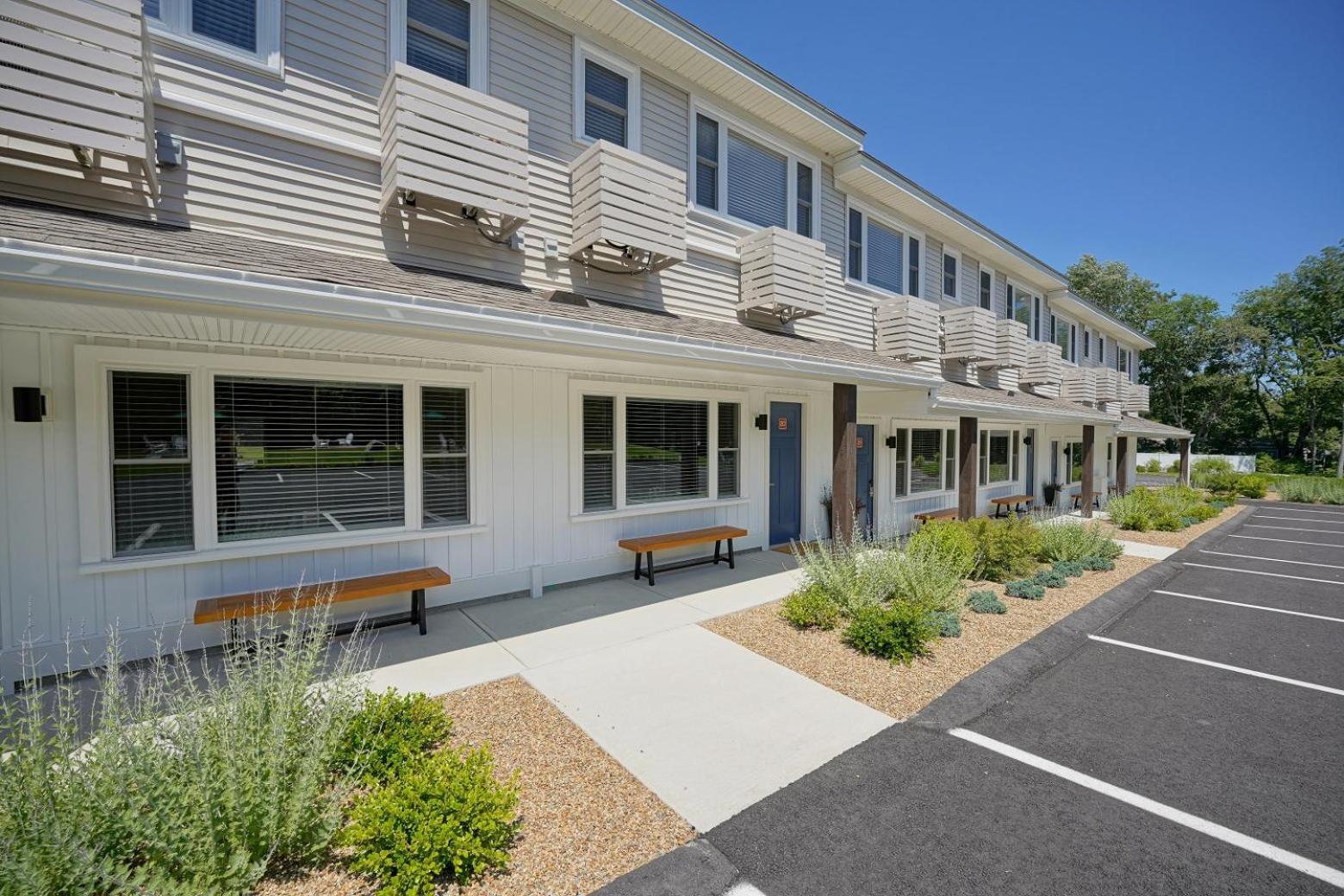 The Inn at Rye Place - Property Image 8