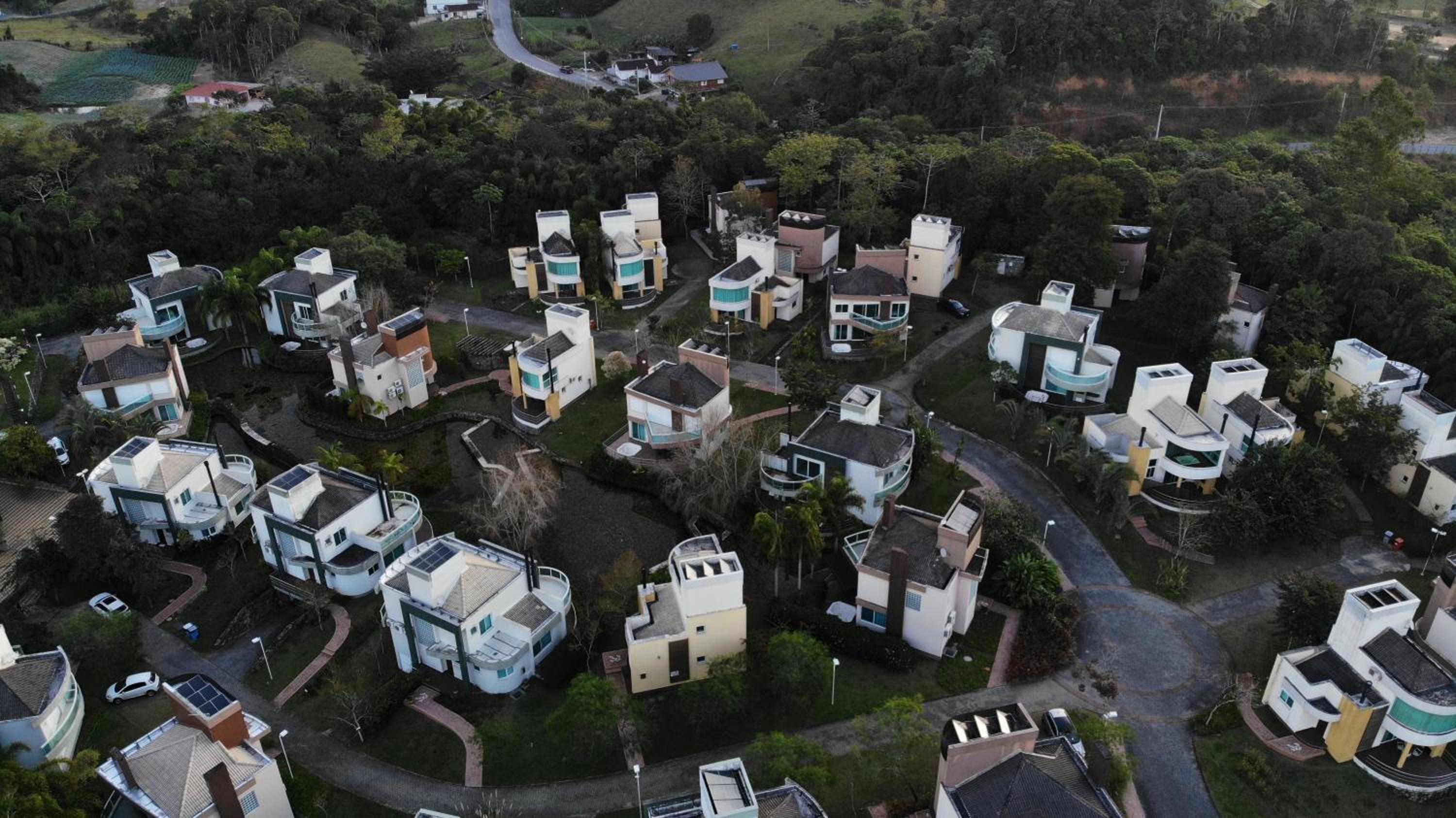 Belíssimo resort com águas termais