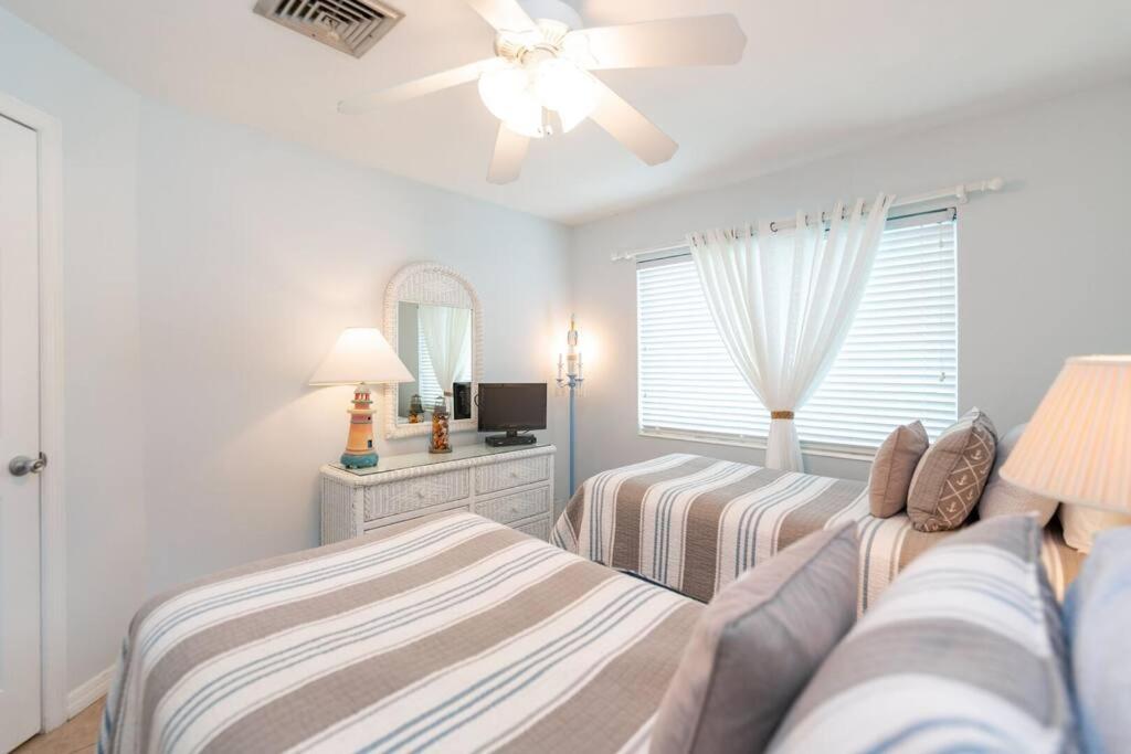 Siesta Villa Coralline - Charming Beach Villa on Siesta Key view 4