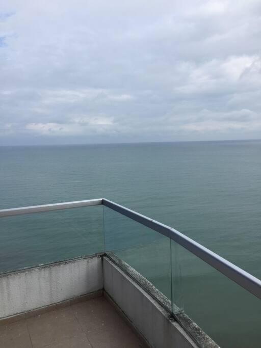 ¡Descansa y relajate, en piso 14 de Diamond Beach! view 4