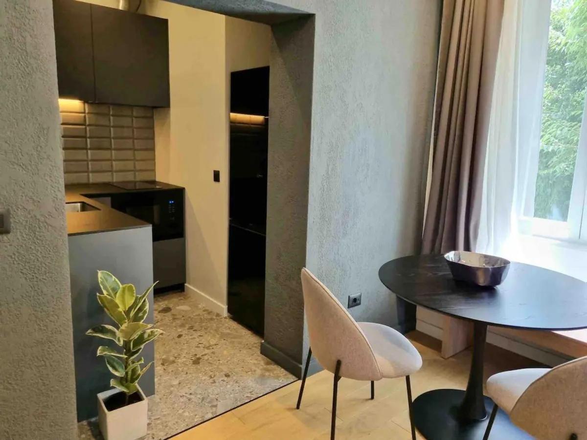 MAROEN Lux Studio and Apartment Old Town view 5