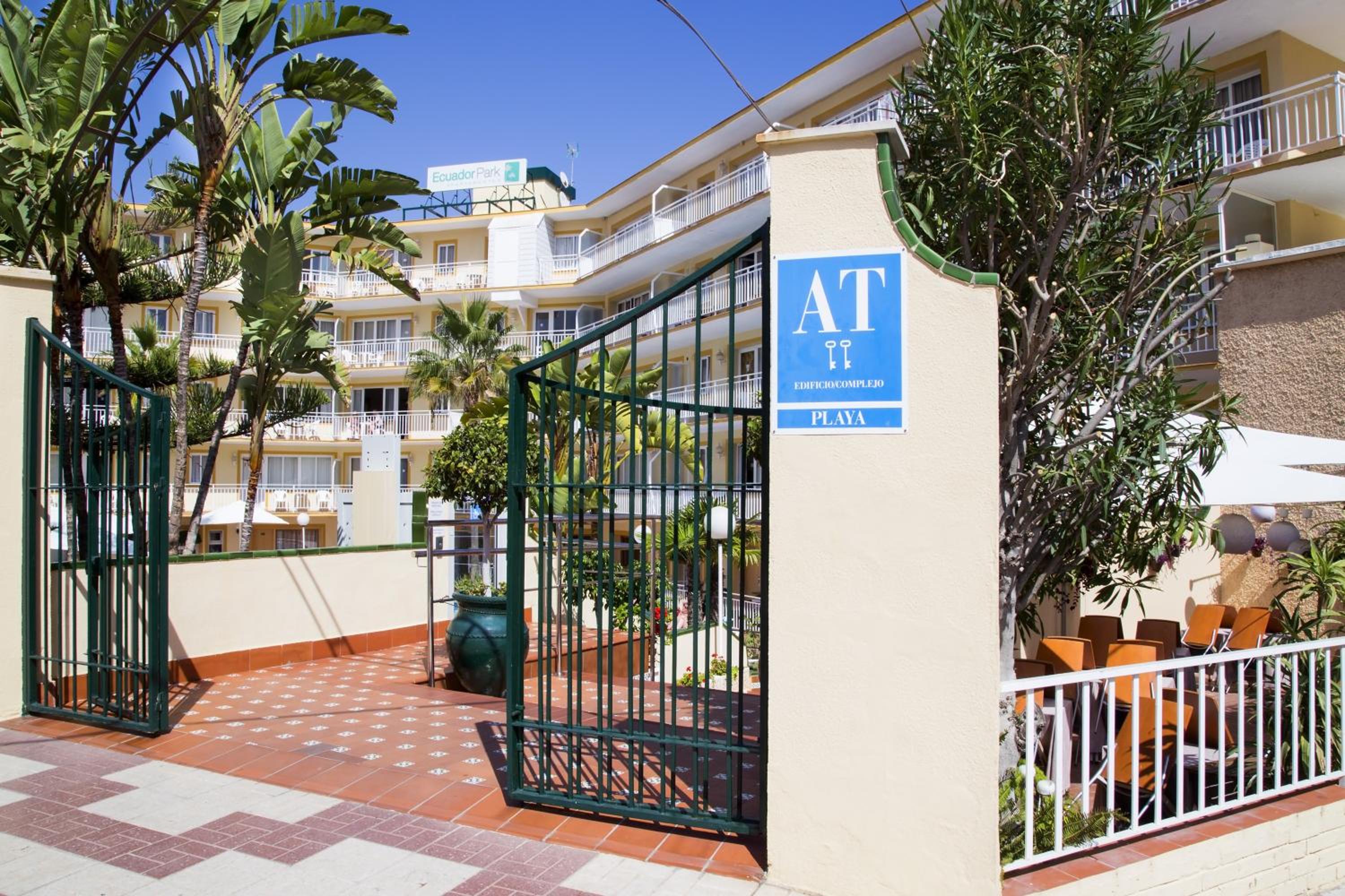 Apartamentos Ecuador Park