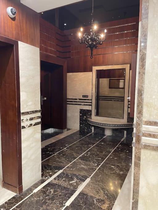 Modern 3 Bedroom Apartment in the Heart of Tangier view 4