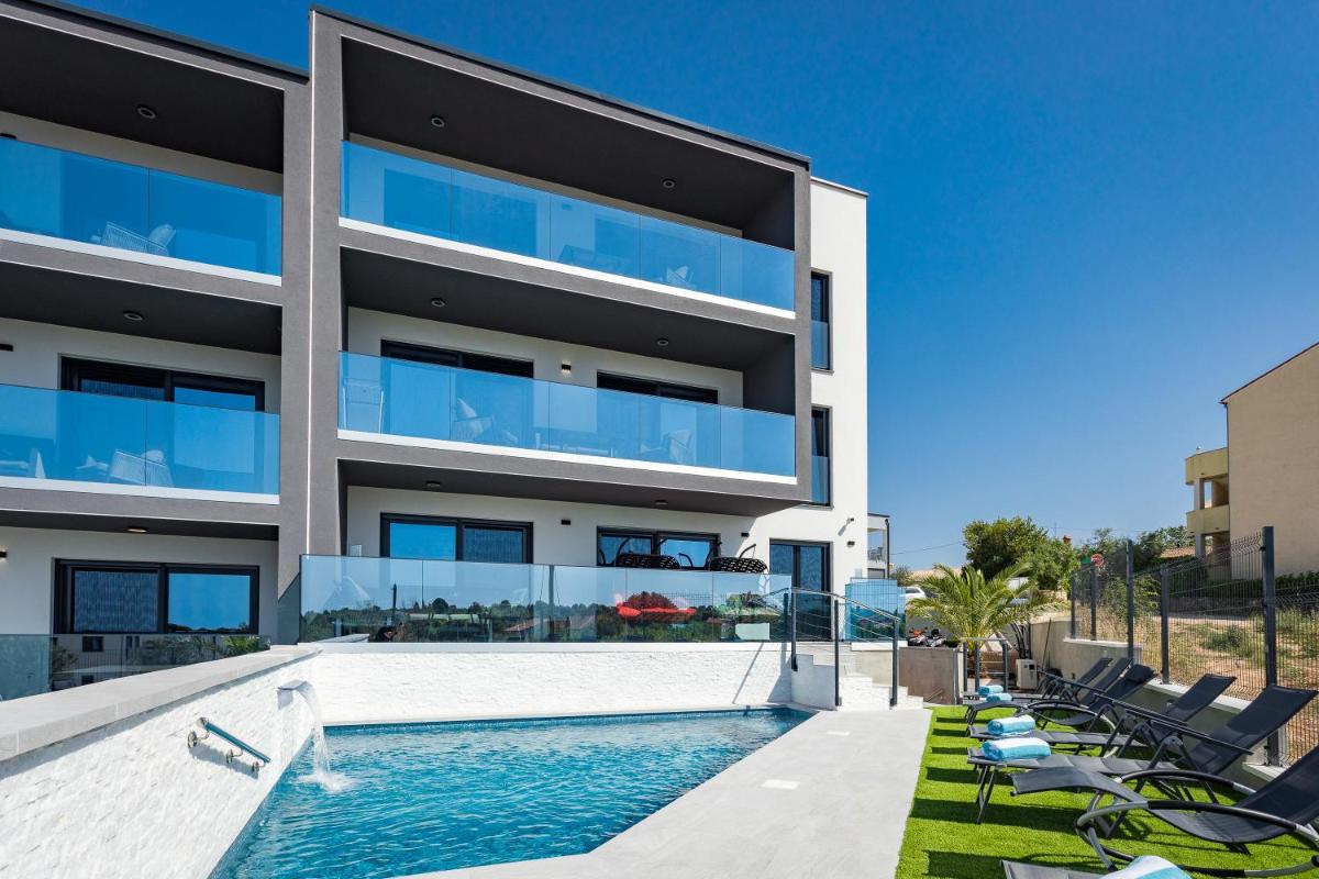 PS Apartments