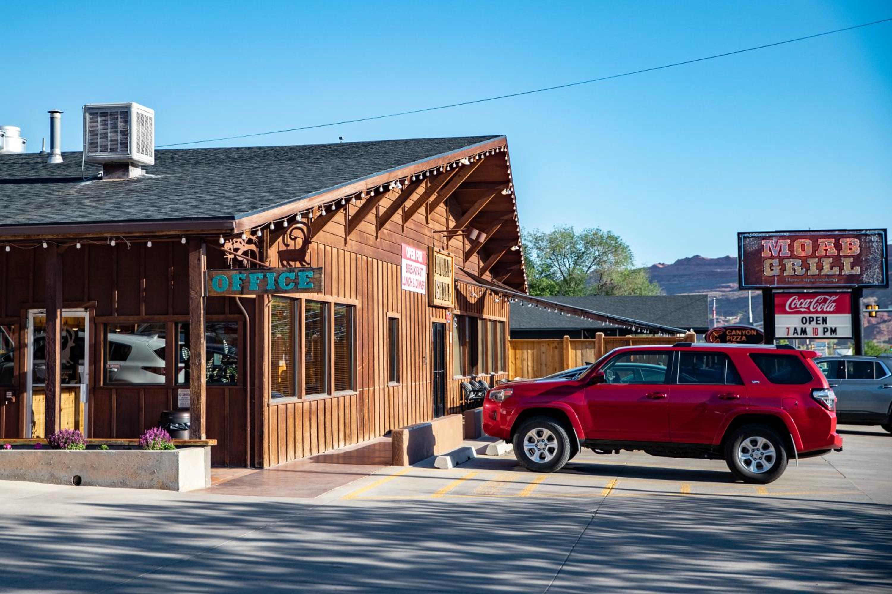Big Horn Lodge