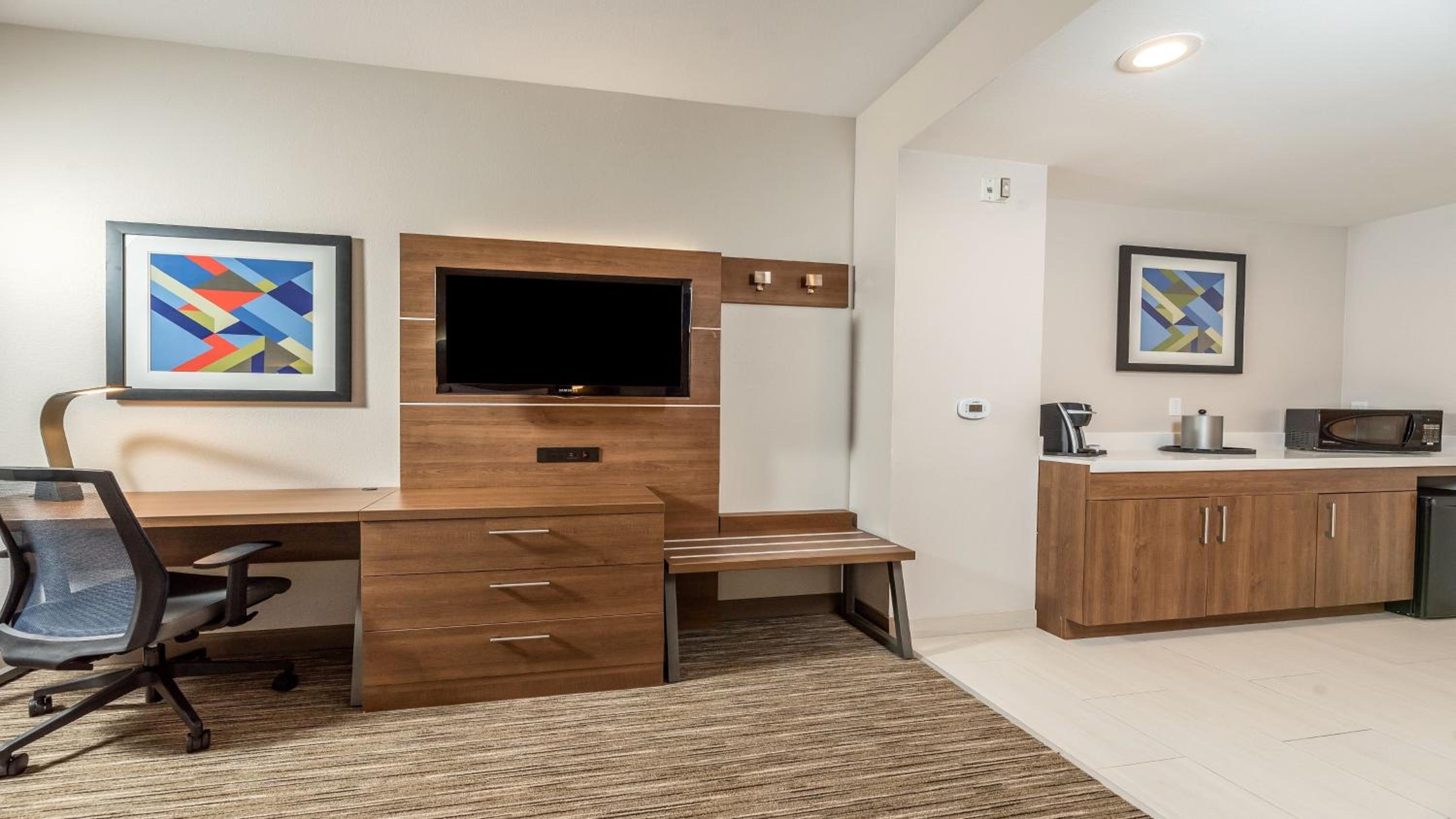 Holiday Inn Express Fremont - Milpitas Central, an IHG Hotel - Property Image 86