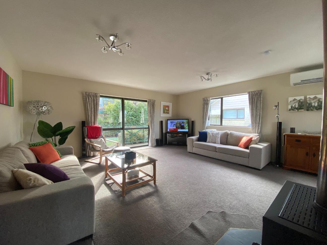 8b Rippingale Road view 3
