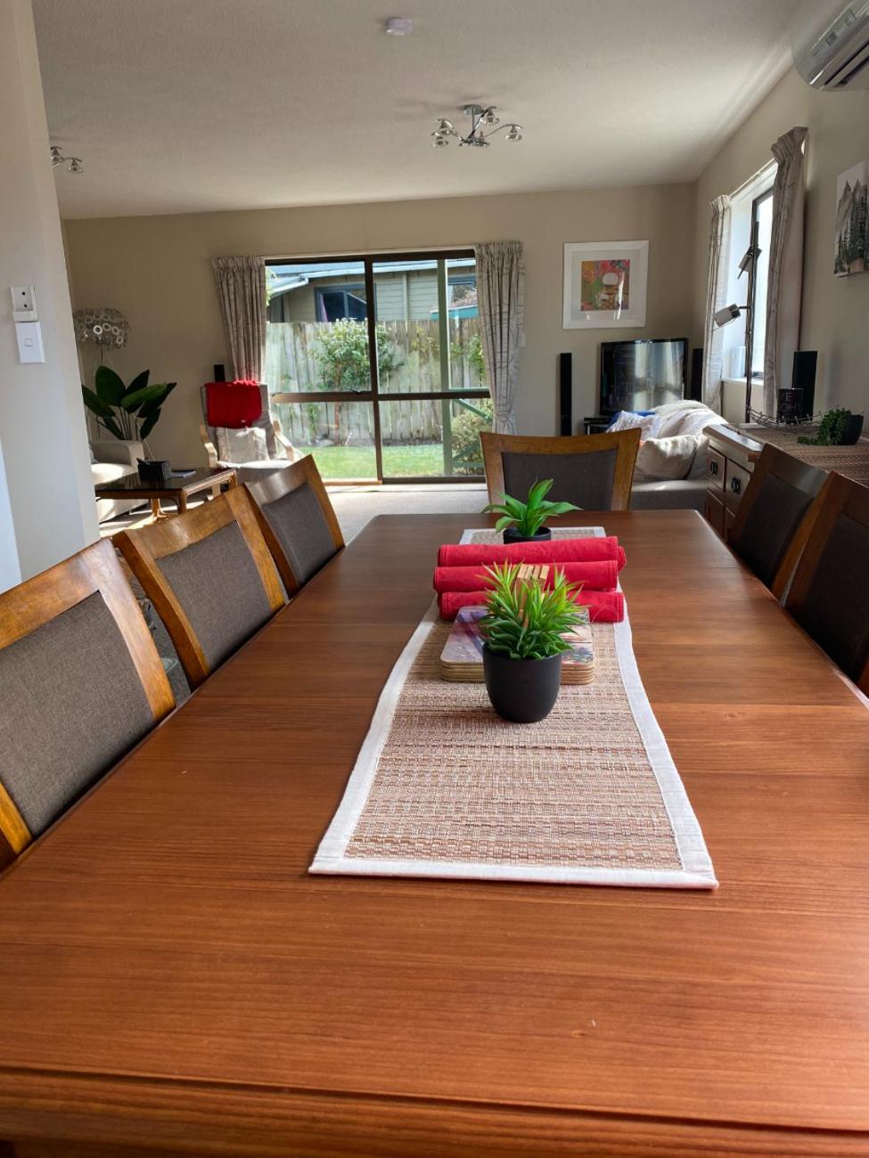 8b Rippingale Road view 5