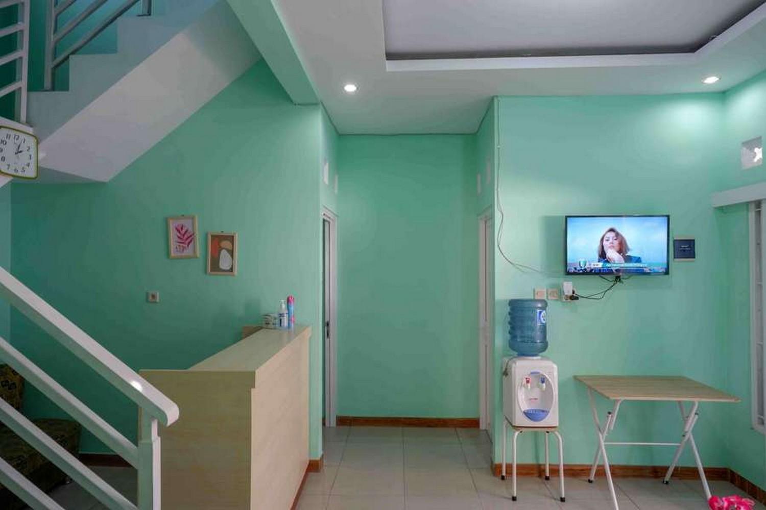 Griya Zukarnaen Syariah Mitra RedDoorz - Property Image 7