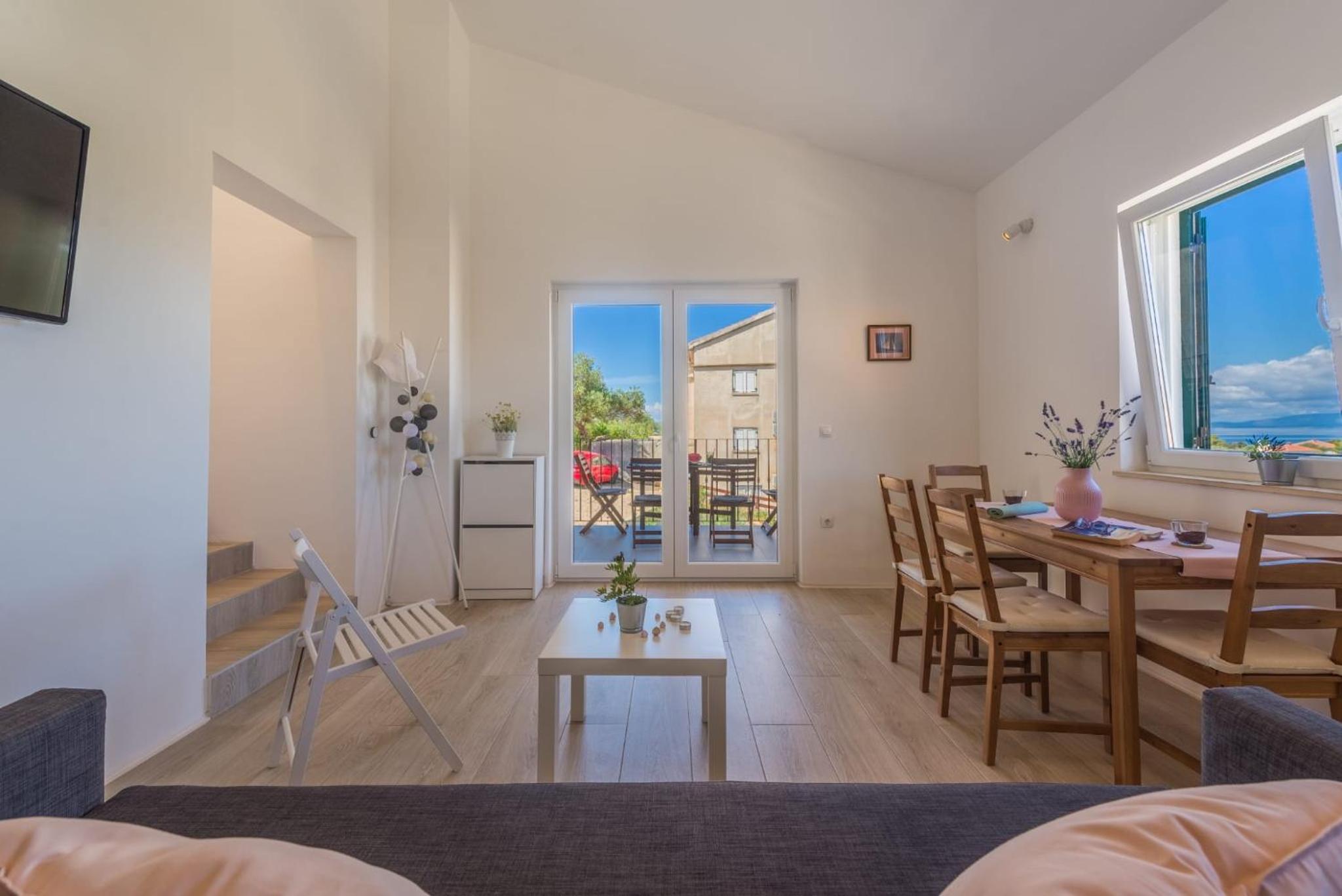 SEA VIEW-STONE HOUSE APARTMENT
